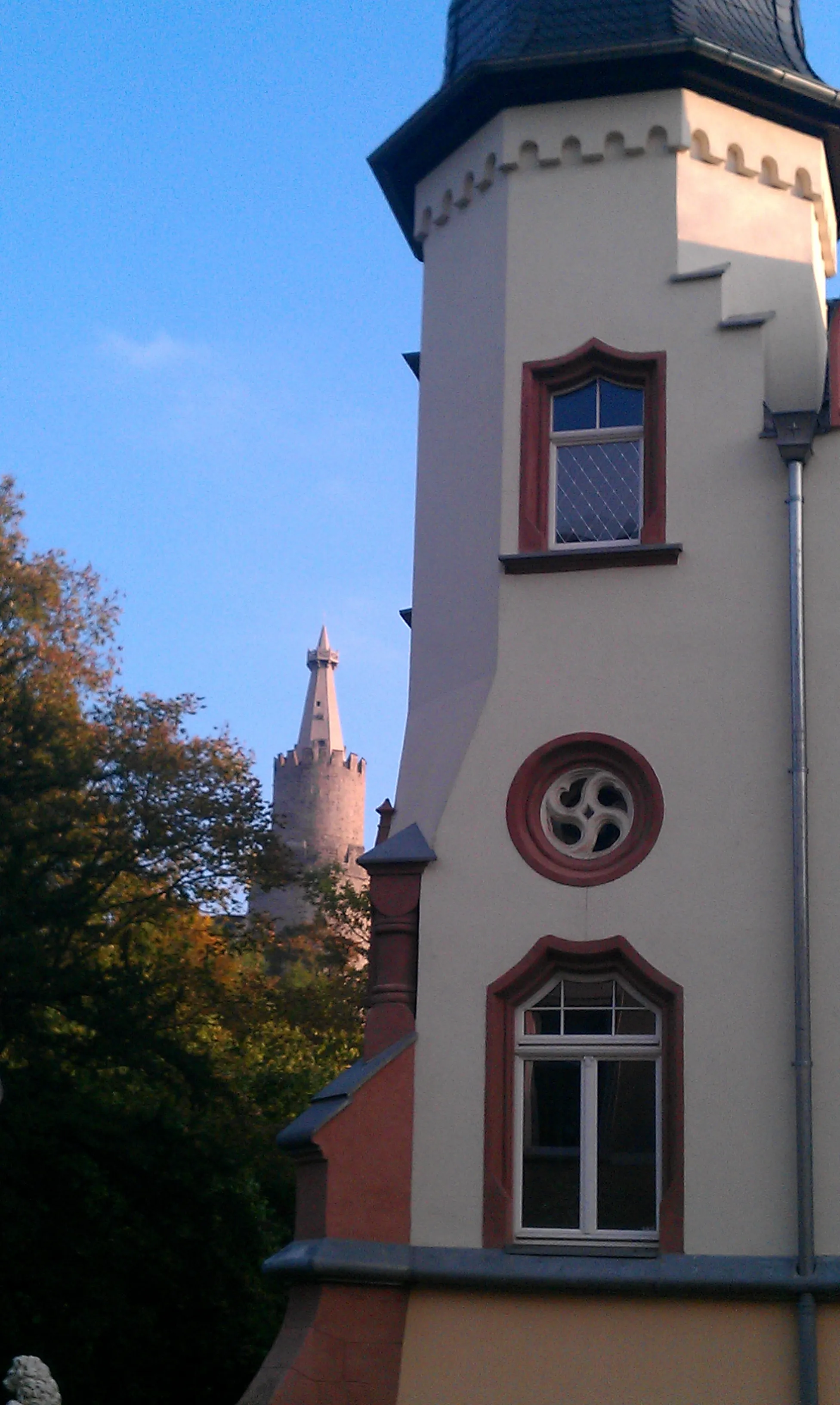 Photo showing: Historische Villa mit Burgturm (Weida)