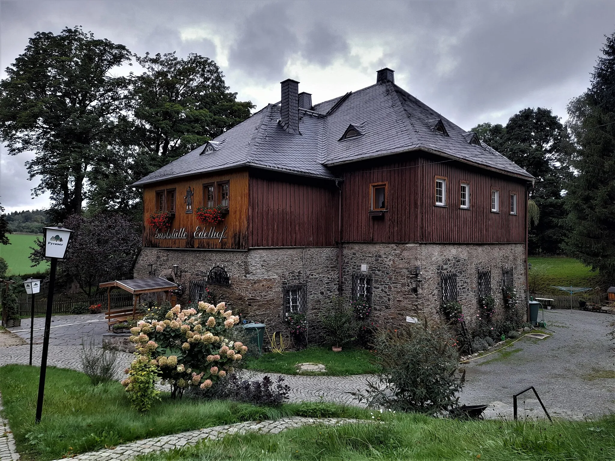 Photo showing: This media shows the protected monument of Saxony with the ID 08957268 KDSa/08957268(other).