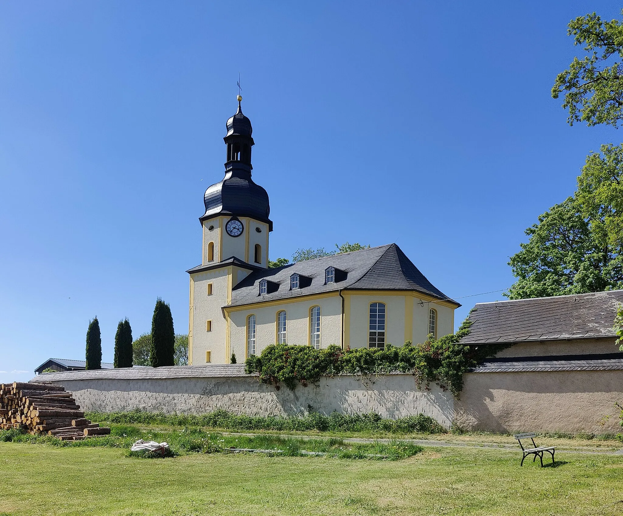 Photo showing: Evangelisch-lutherische Dorfkirche Stelzen, Gemeinde Tanna, Saale-Orla-Kreis, Thüringen, Deutschland
Datum