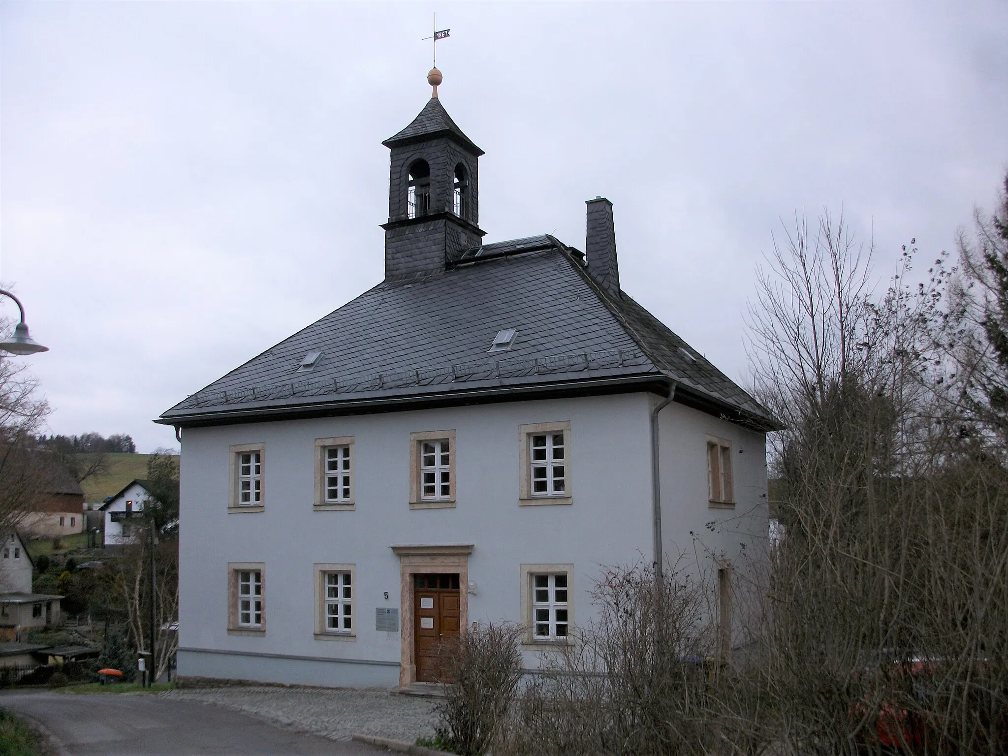 Photo showing: Ortschaftsverwaltung Kleinolbersdorf-Altenhain (ehemalige Schule Altenhain)