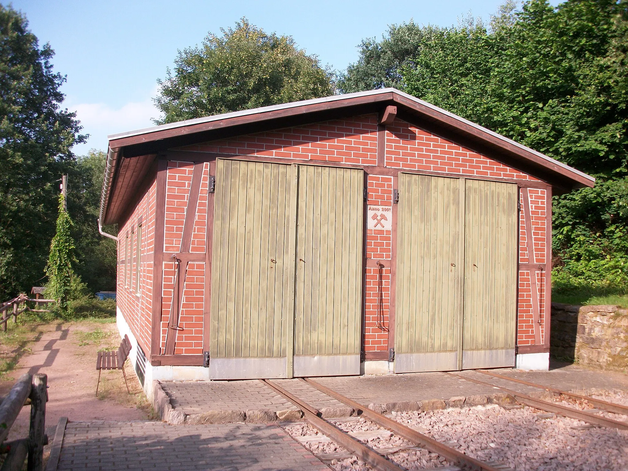 Photo showing: Bahnhof Dreiwerden Silberwäsche, Lokschuppen