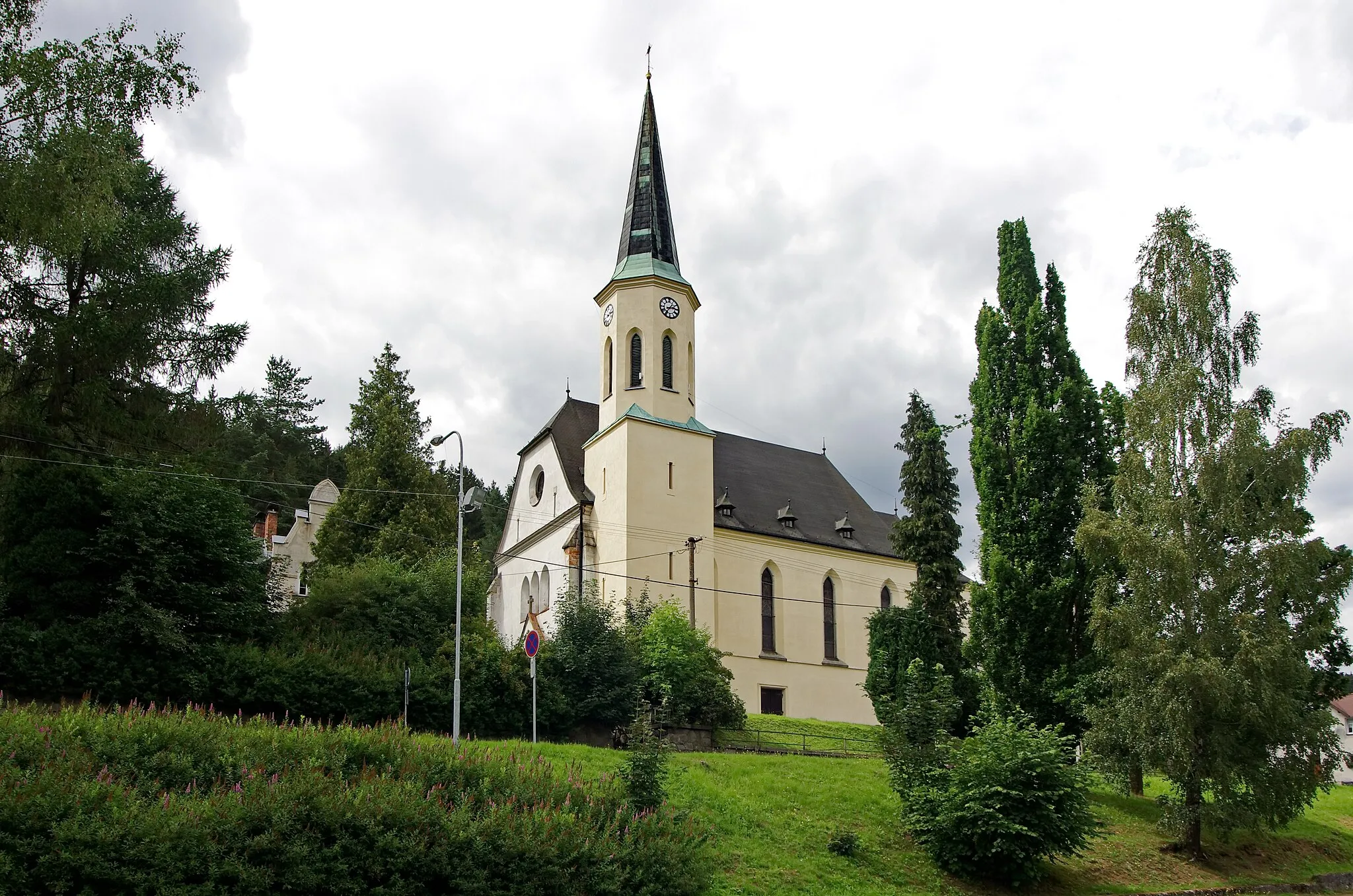 Photo showing: Stříbrná, okres Sokolov, kostel Nejsvětějšího Srdce Páně