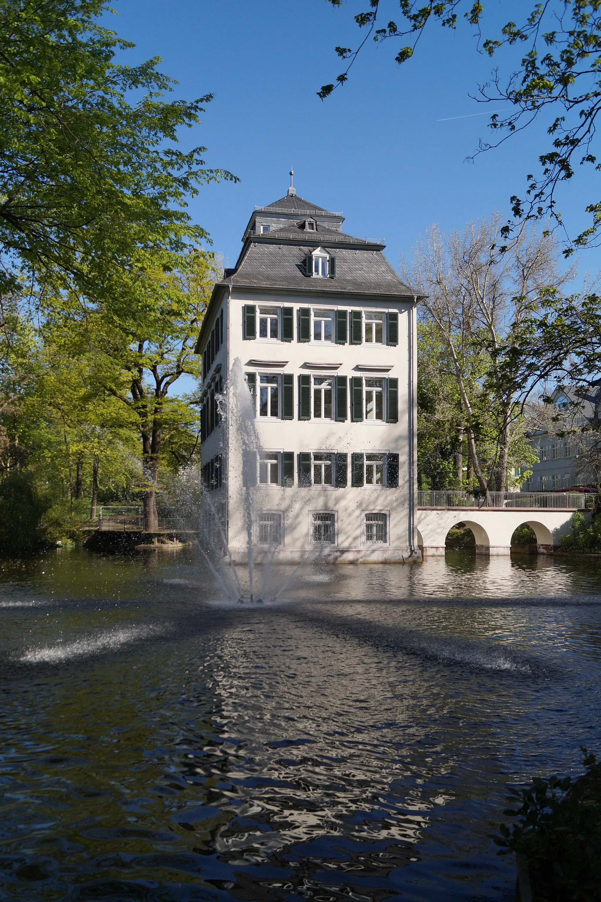 Photo showing: Holzhausenschlösschen in Frankfurt a.M., Ansicht von Süden.