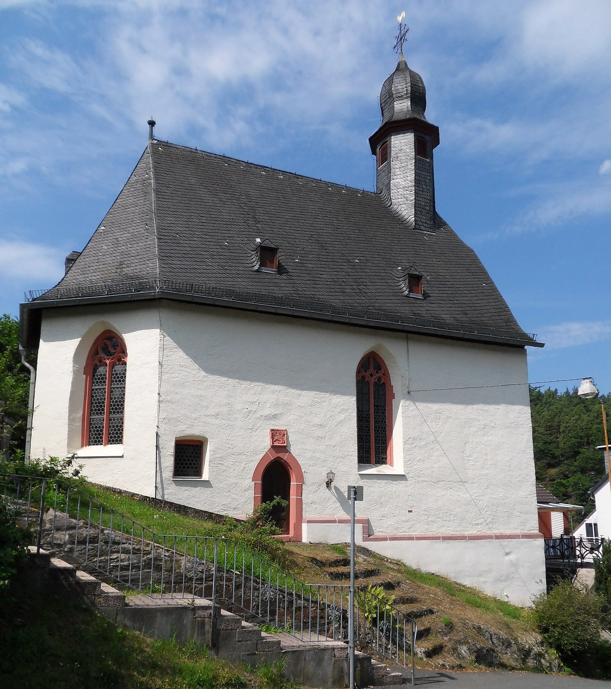 Photo showing: Ehemalige Valentins- oder Burgkapelle in der Burgstraße in Adolfseck, Blick von Nordosten