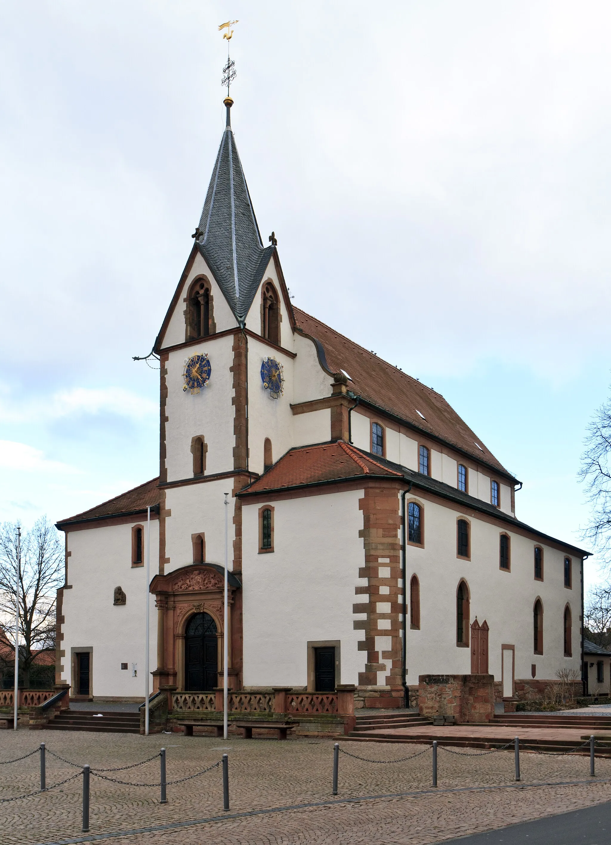 Photo showing: Großostheim, katholische Pfarrkirche St. Peter und Paul