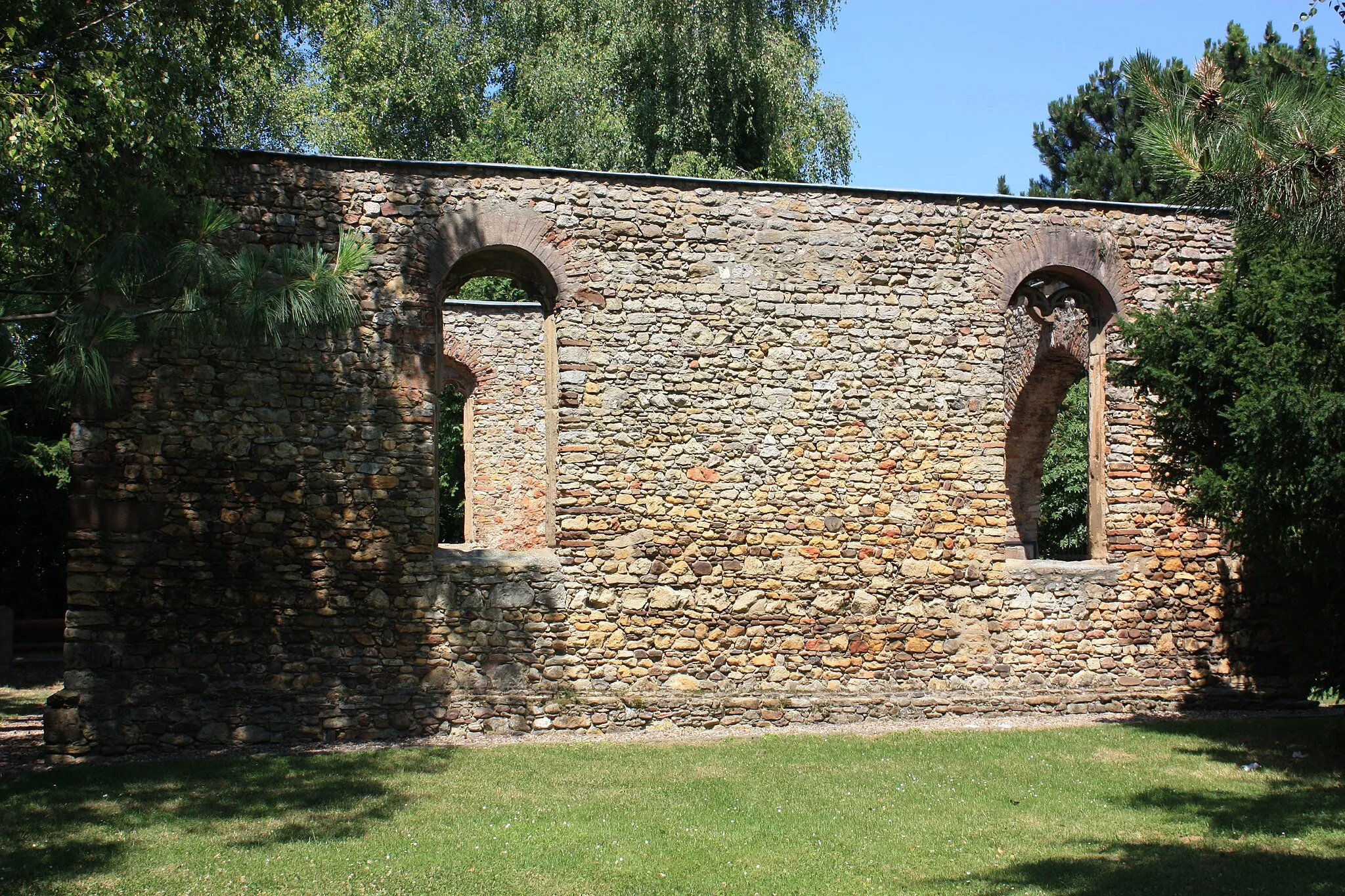 Photo showing: This is a picture of the Hessian Kulturdenkmal (cultural monument) with the ID