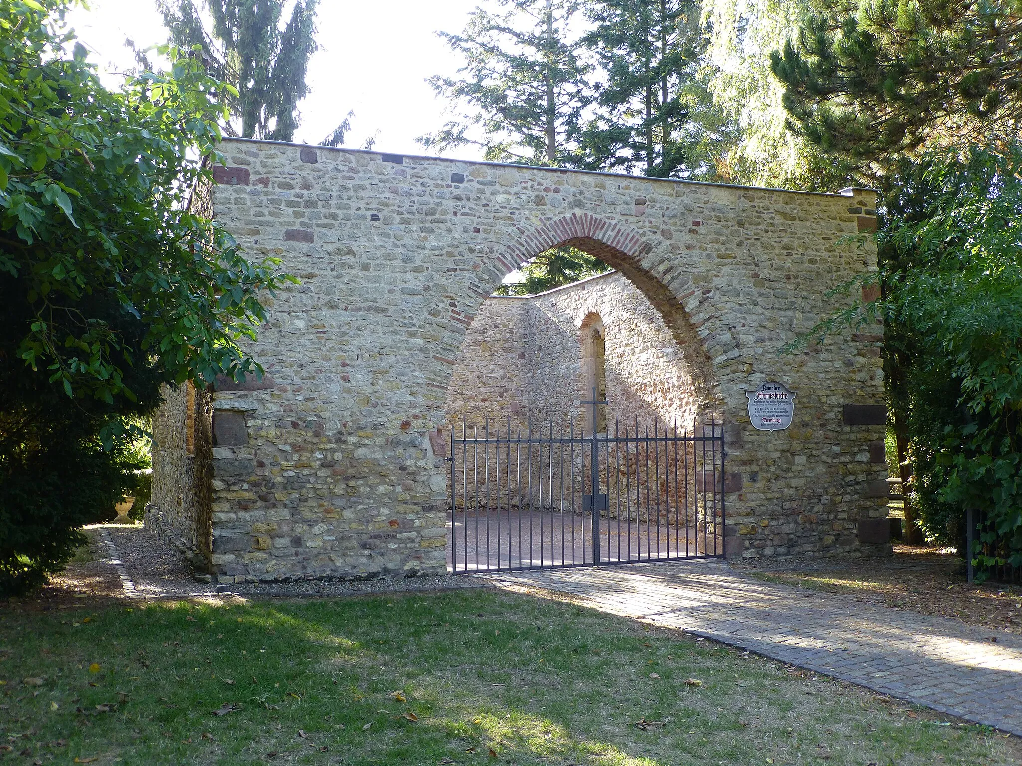 Photo showing: Ruine der Johanniskirche in Niederwalluf
