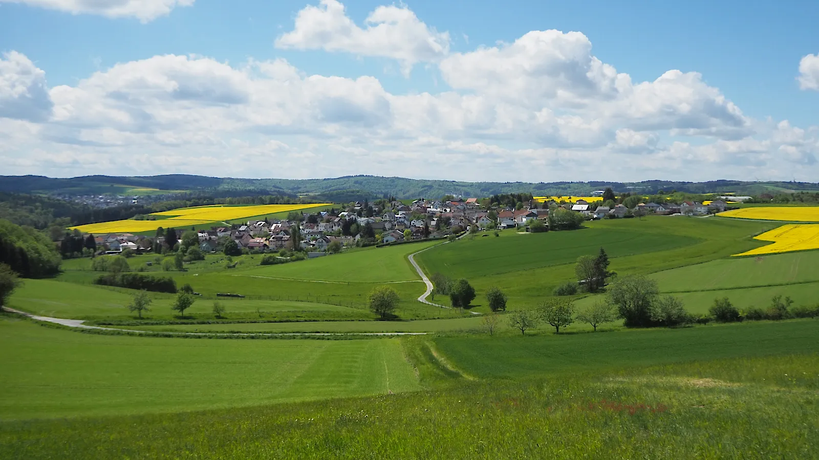 Photo showing: Village of Born, Hohenstein, Hesse, Germany