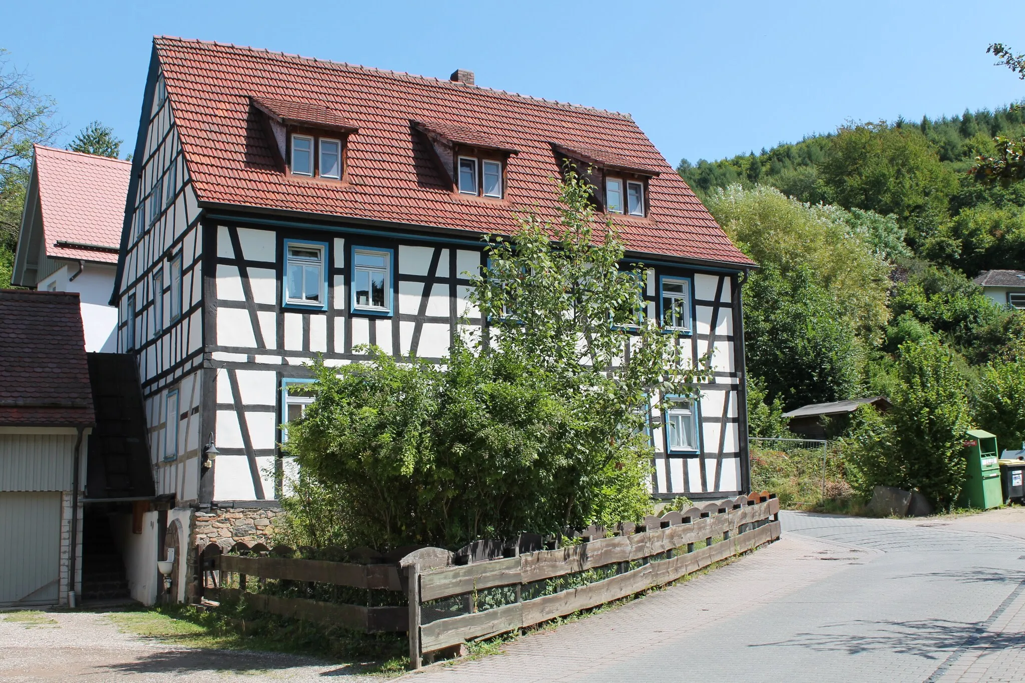 Photo showing: Fachwerkhaus in der Ortsmitte von Stettbach, Seeheim-Jugenheim, Hessen
