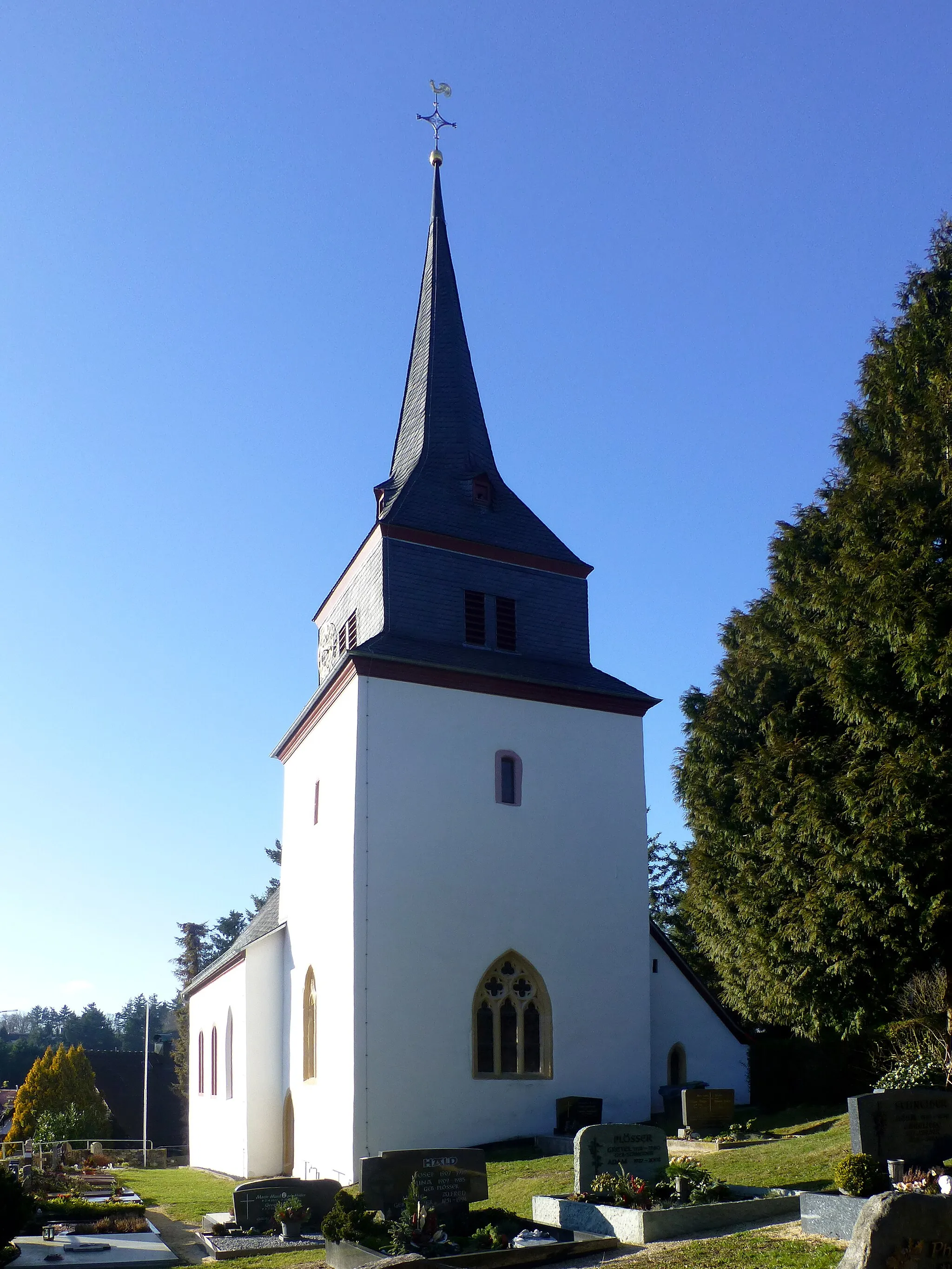 Photo showing: Evangelische Kirche in Ober-Beerbach