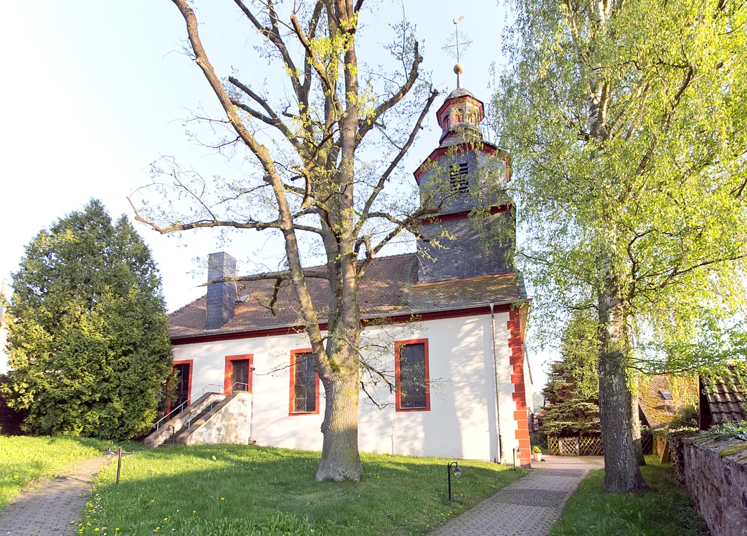 Photo showing: Evangelische Kirche in Ranstadt im Wetteraukreis, Deutschland.
