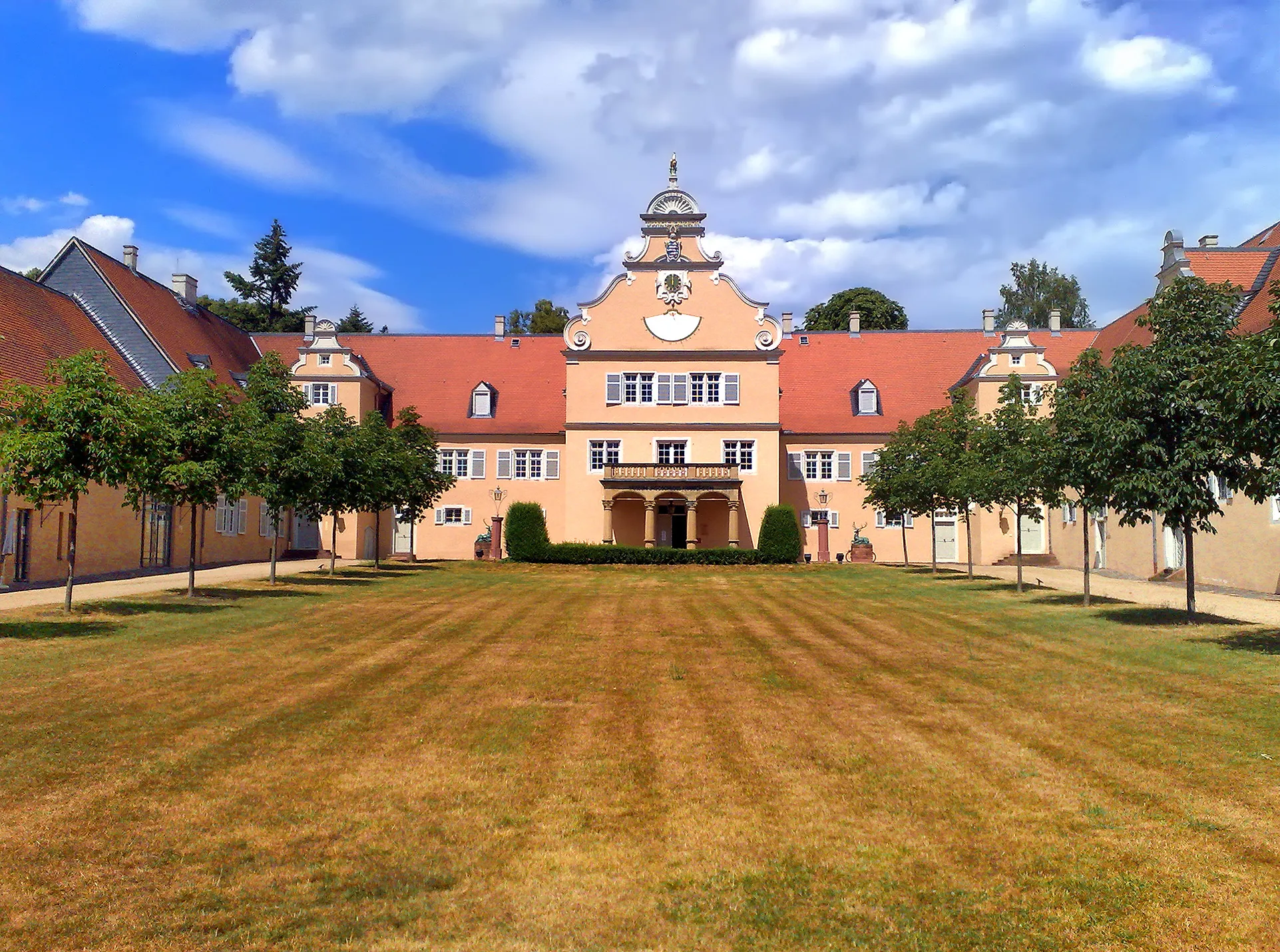 Photo showing: Innenhof des Jagdschloss Kranichstein bei Darmstadt