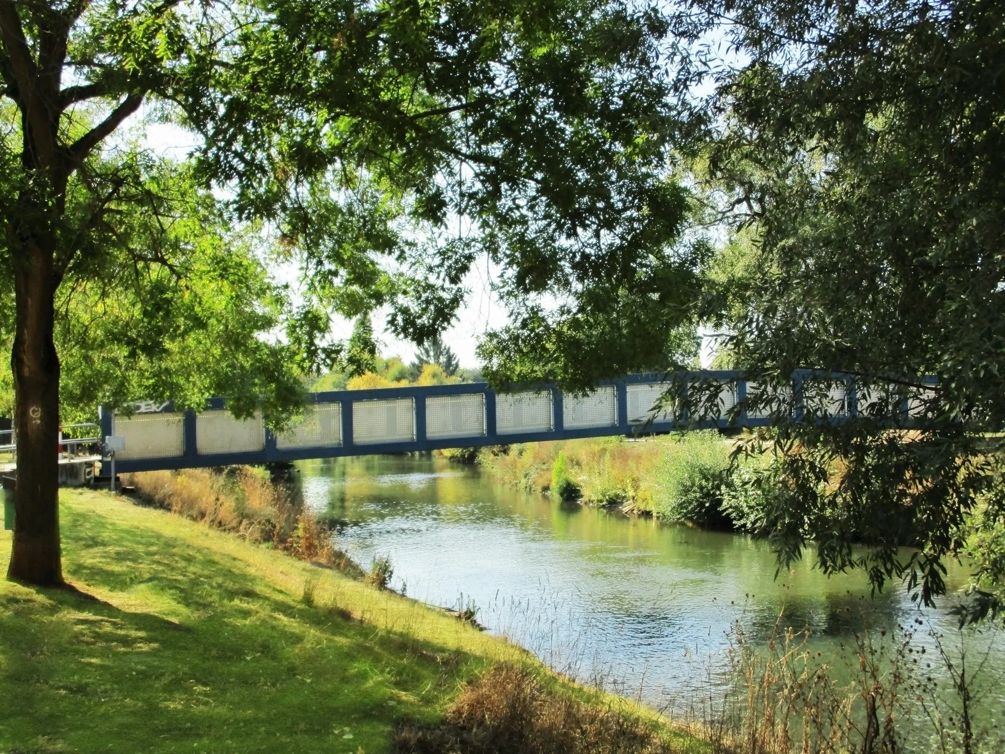 Photo showing: Blauer Steg - Niddabrücke, Frankfurt-Rödelheim