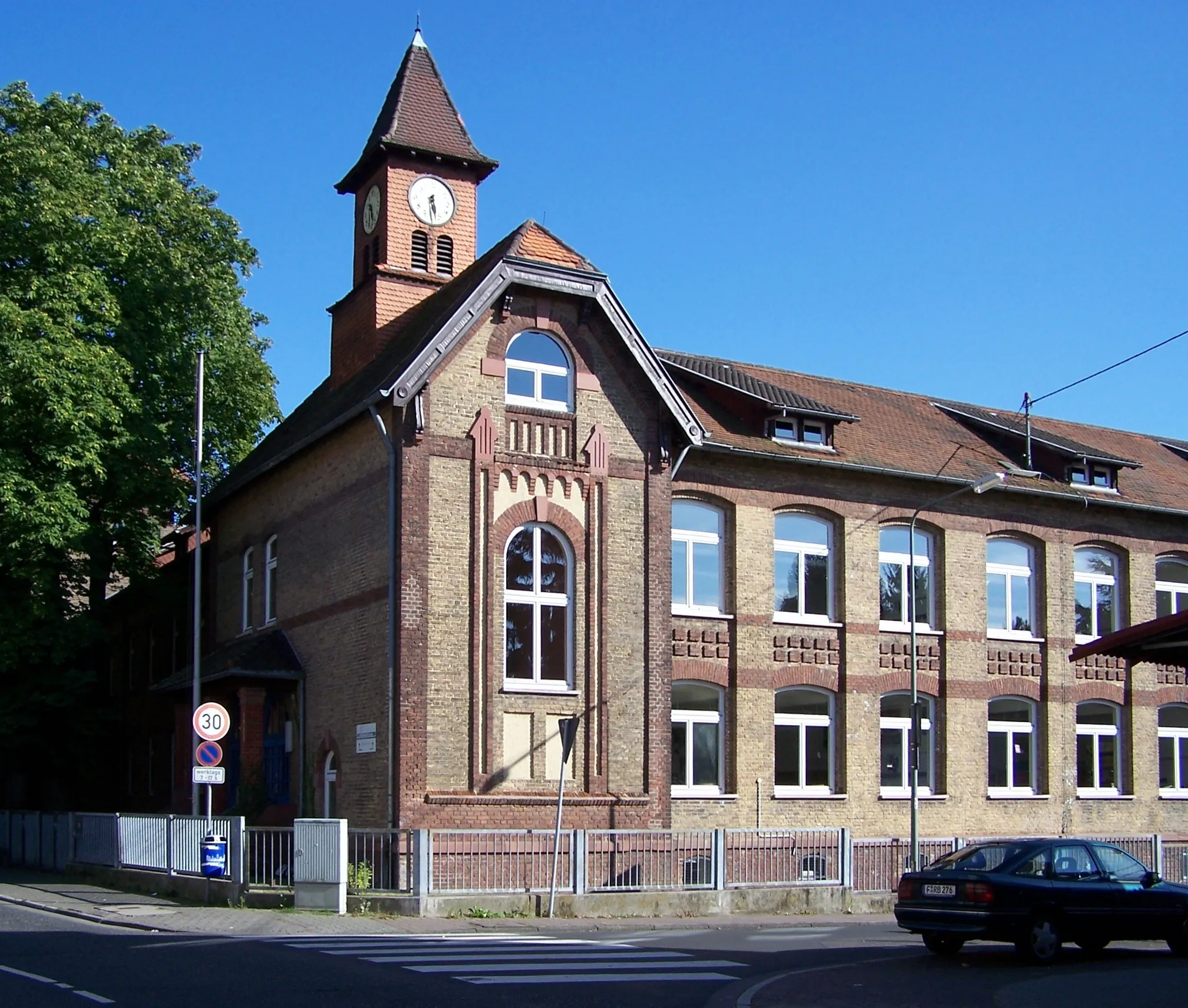 Photo showing: Käthe-Kollwitz-Schule/Paul-Hindemith-Schule in Frankfurt-Zeilsheim