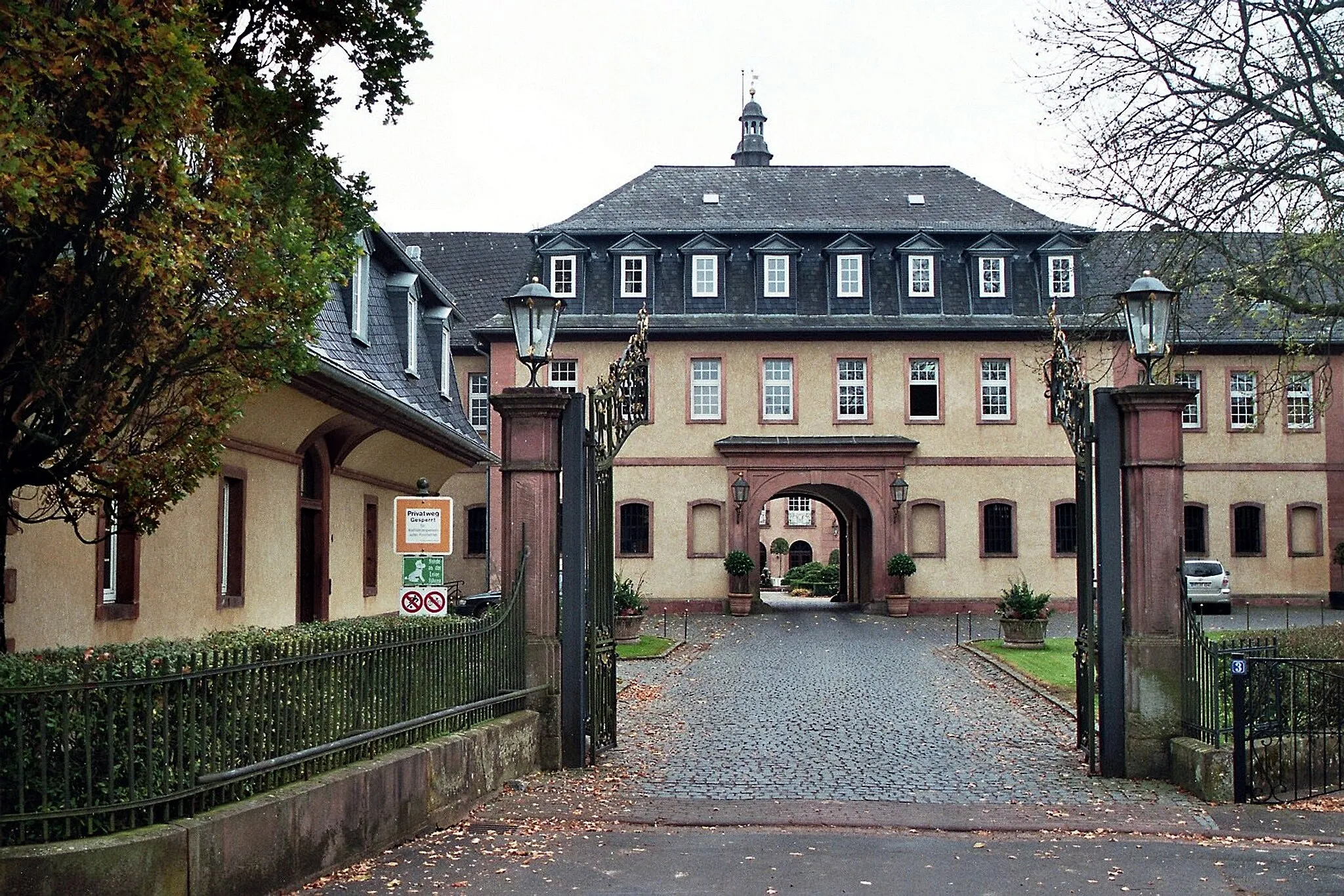 Photo showing: Birstein, the castle, northern part
