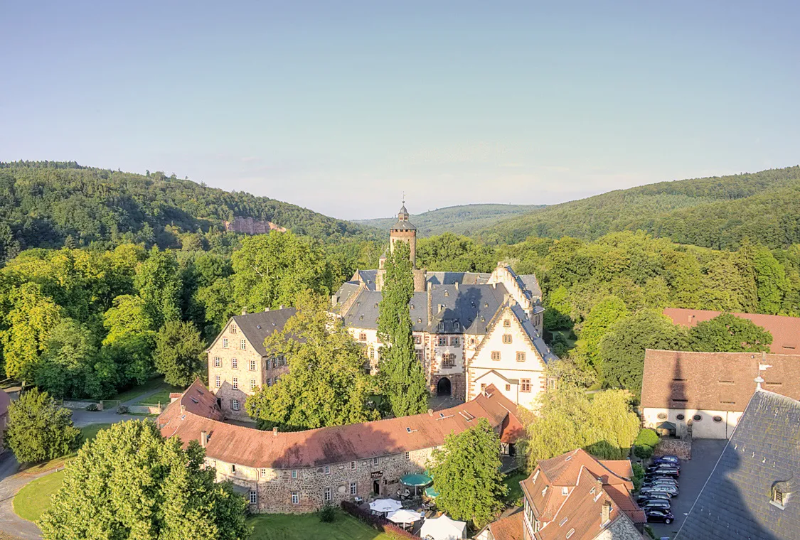 Photo showing: Das Schloss Büdingen vom Kirchturm aus.