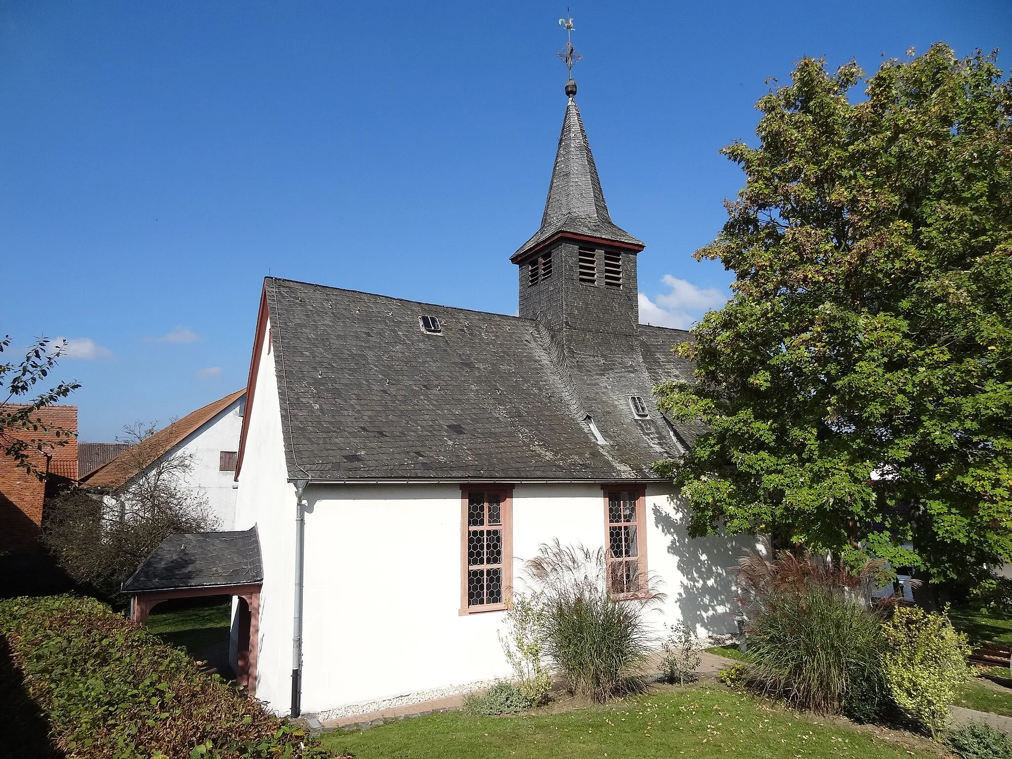 Photo showing: Ev. Pfarrkirche Ebersgöns