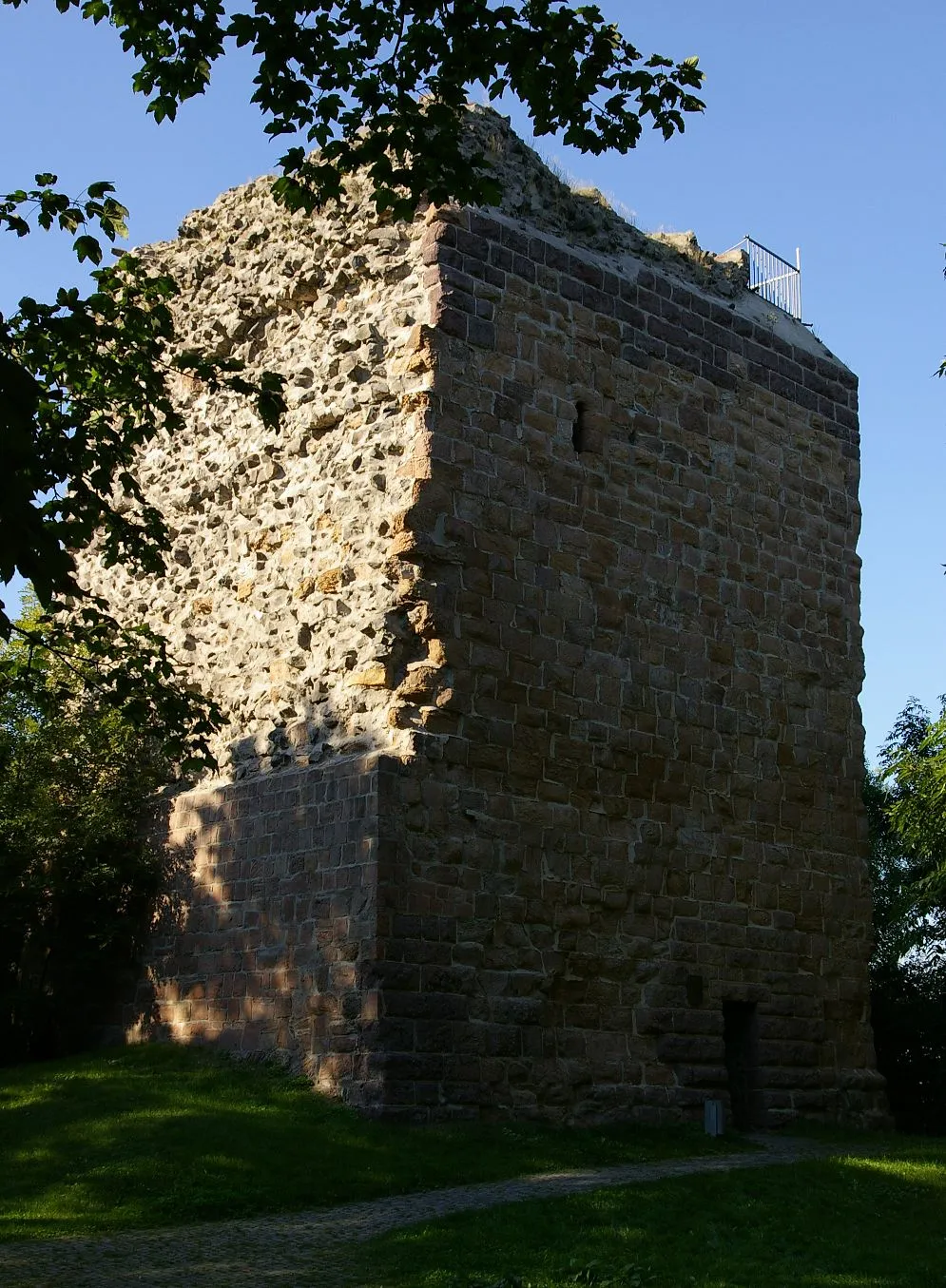 Photo showing: Burgruine Kalsmunt, Wetzlar