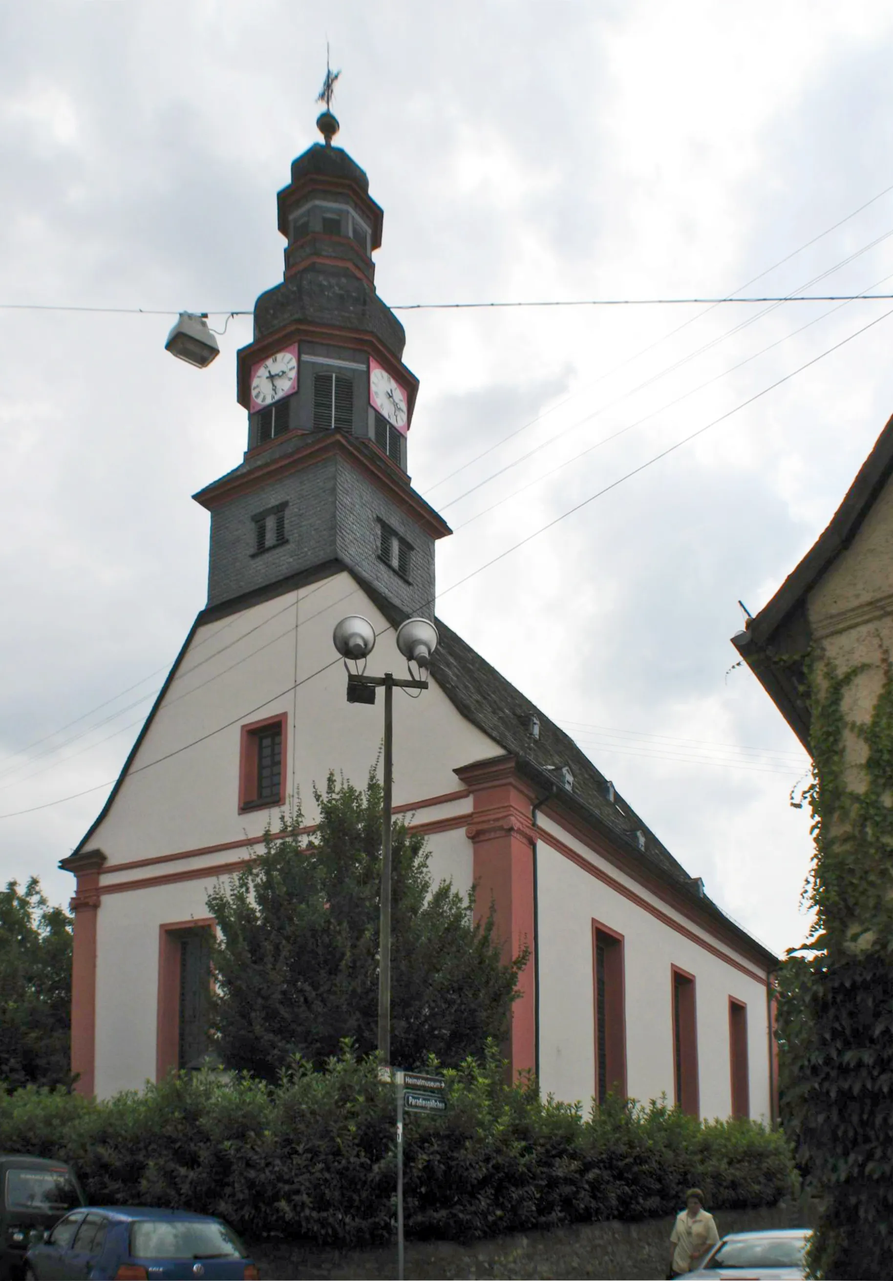 Photo showing: Christophoruskirche in Schierstein, Wiesbaden, erbaut