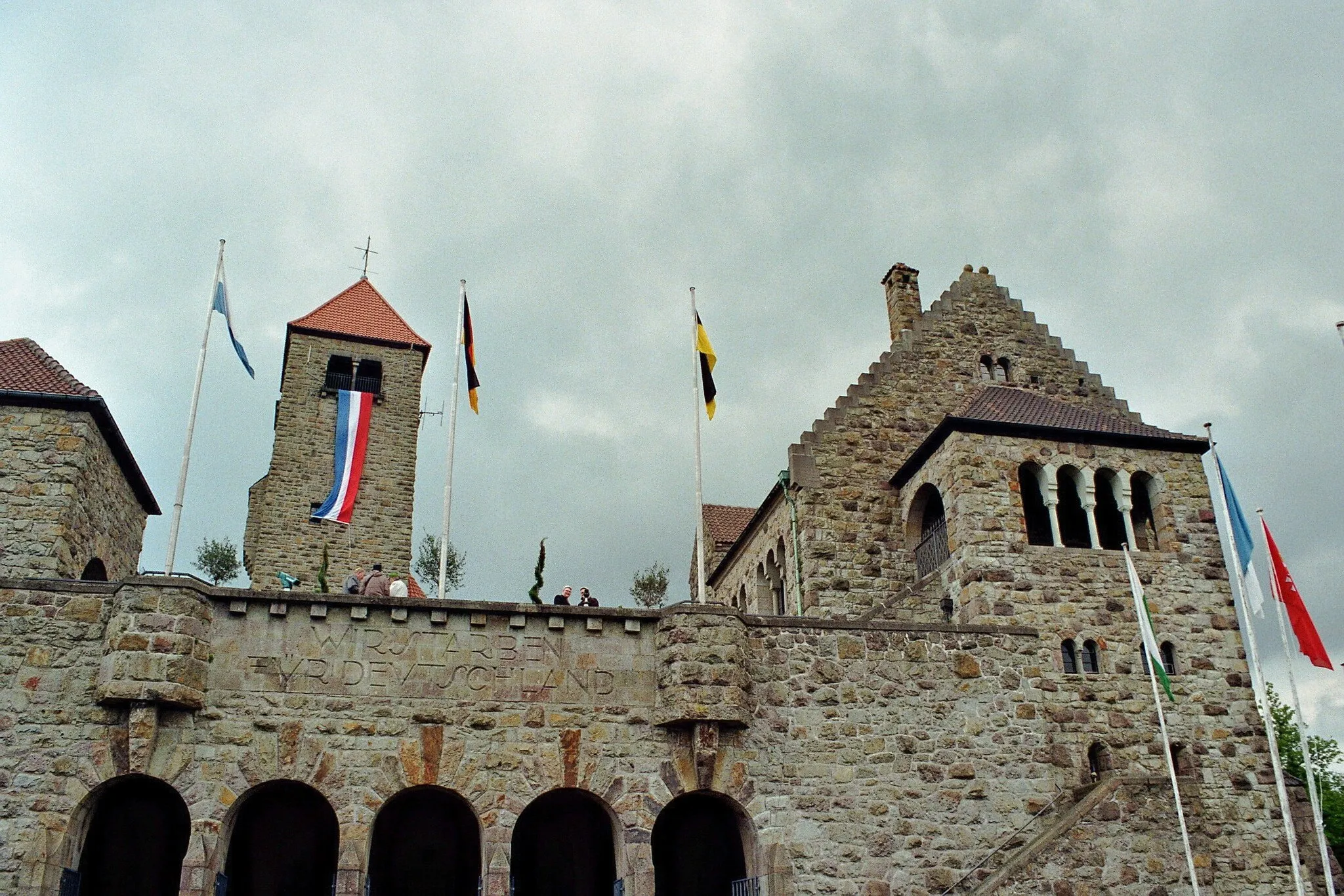 Photo showing: Wachenburg Castle close to Weinheim (Germany), May 15, 2010
Wachenburg bei Weinheim, aufgenommen am 15. Mai 2010