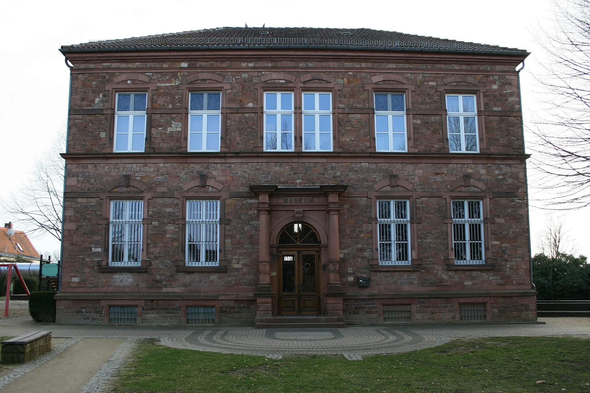 Photo showing: Museum Großkrotzenburg, Außenansicht.
