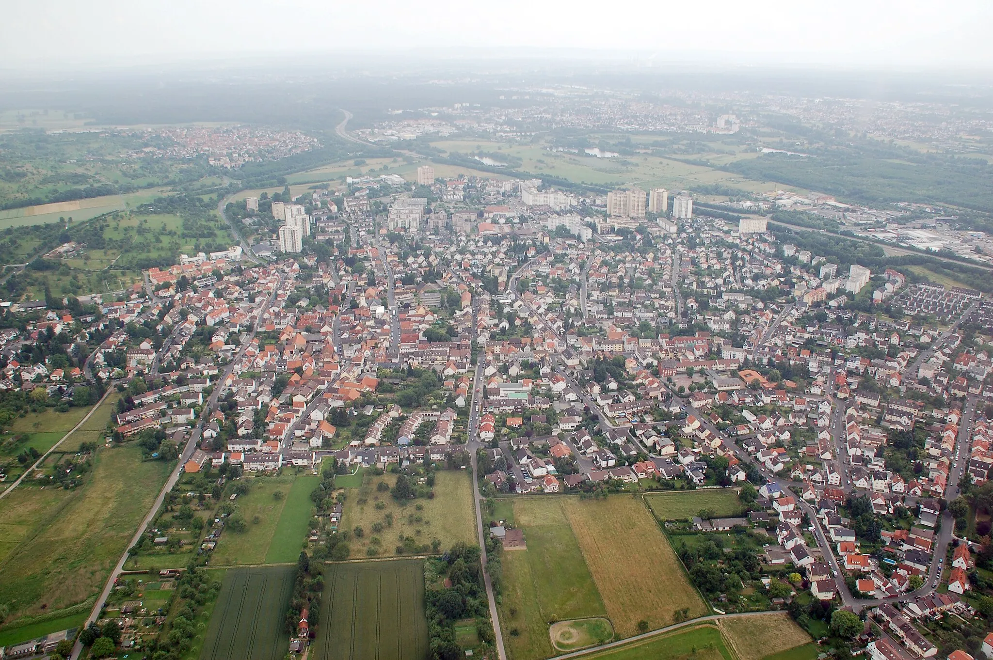 Photo showing: Aerial photograph of Maintal-Bischofsheim, Hessen, Germany