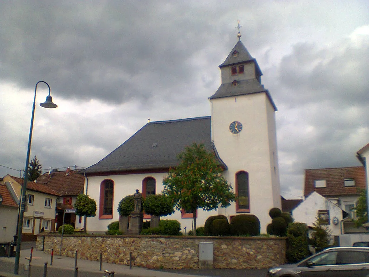 Photo showing: Evangelische Kirche Wiesbaden-Breckenheim