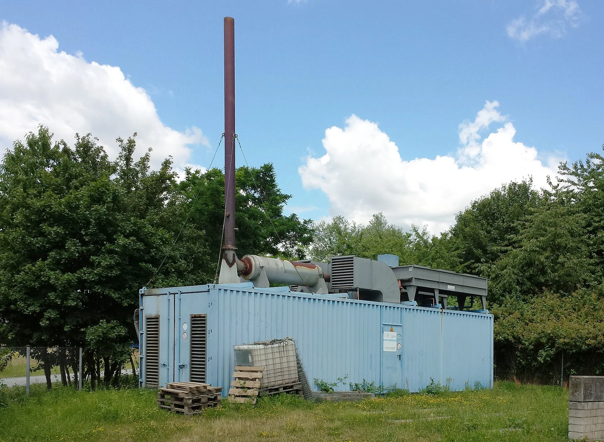 Photo showing: Deponiegas-Anlage am Oberwaldberg bei Mörfelden-Walldorf