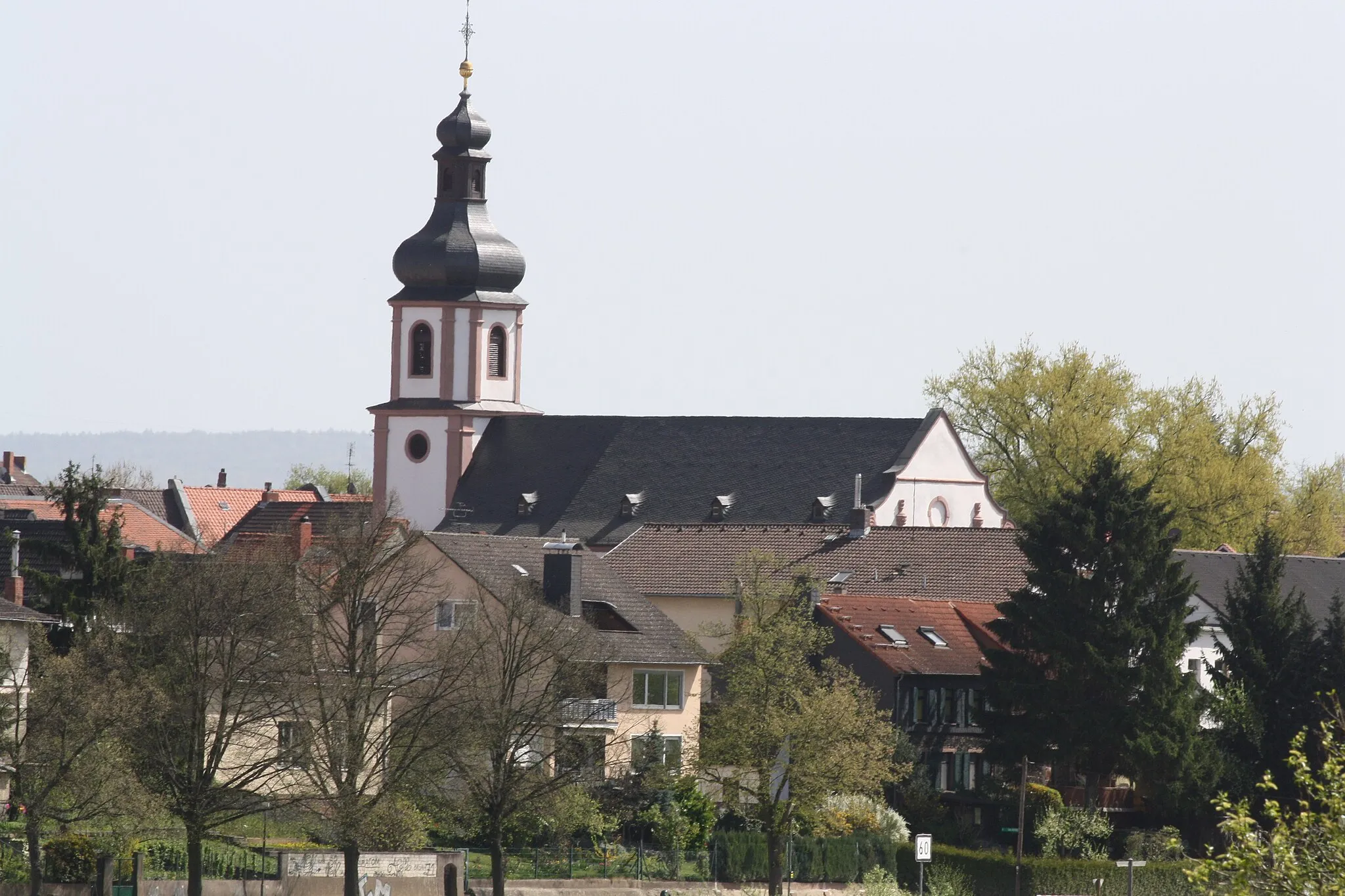 Photo showing: St. Jakob (Großauheim), von Nordwesten