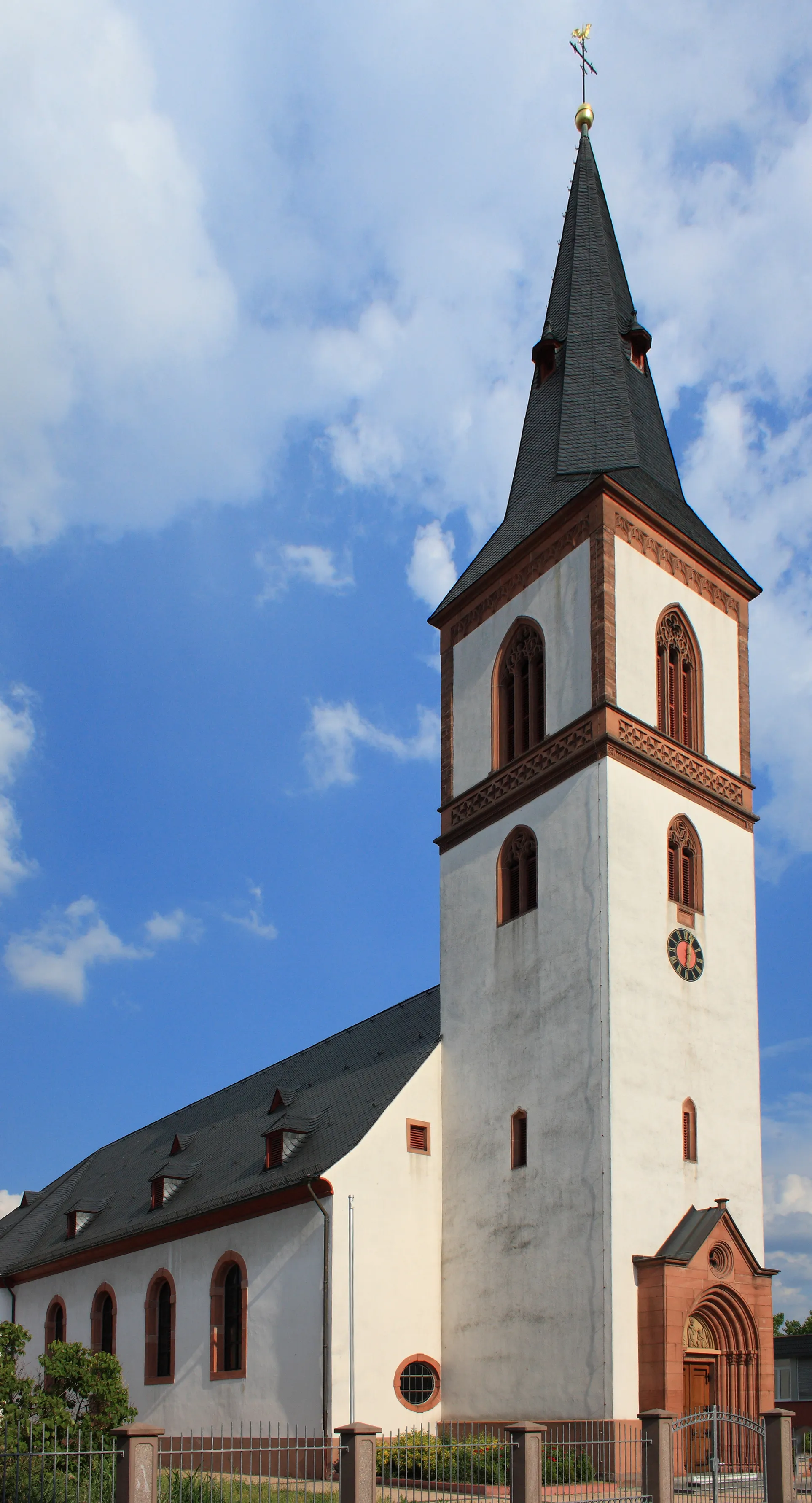 Photo showing: Viernheim, St. Marien Kirche