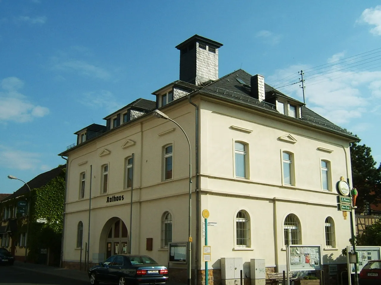 Photo showing: Frankfurt-Nieder-Erlenbach Altes Rathaus