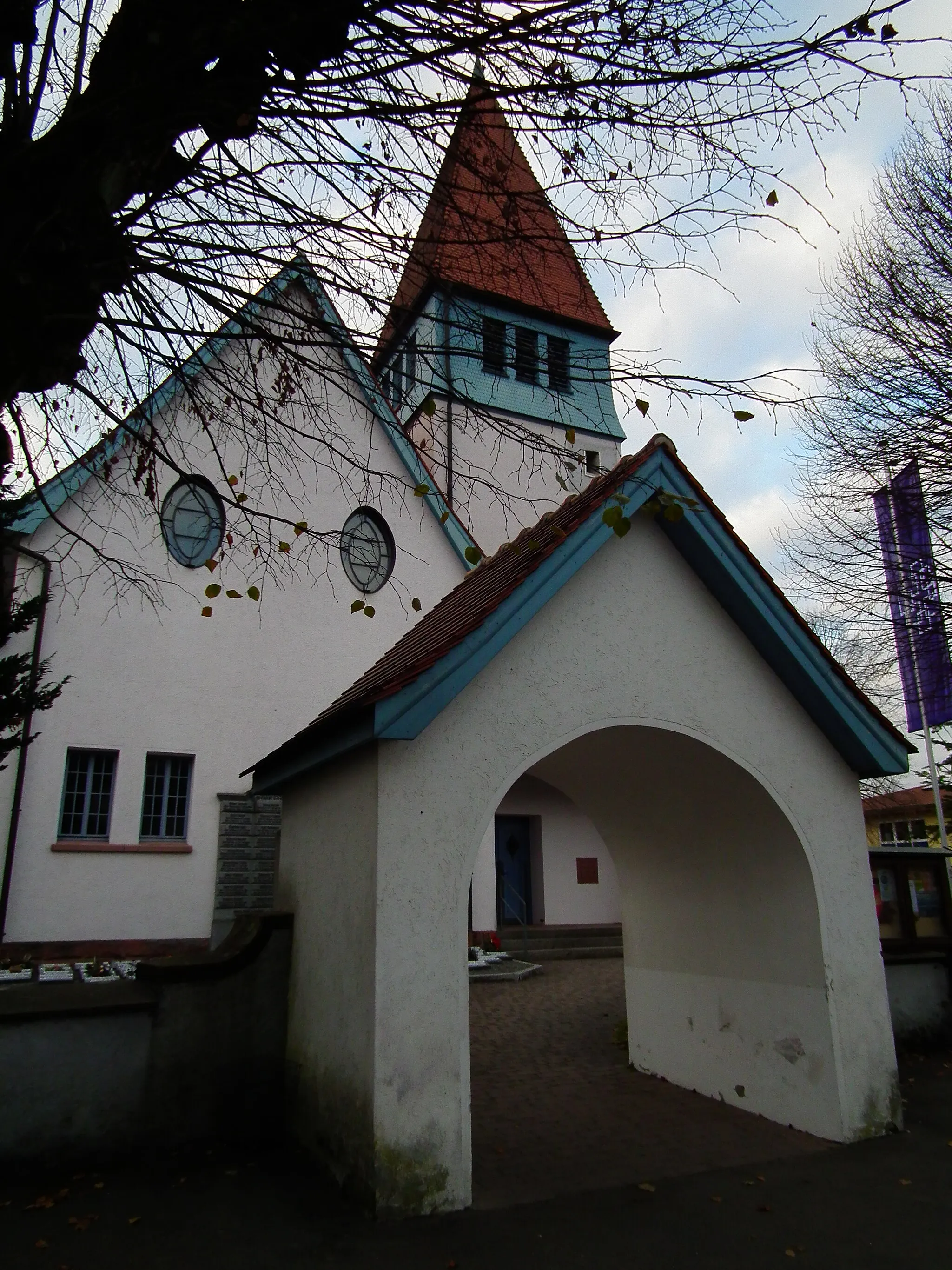 Photo showing: Gustav-Adolf-Kirche in Affolterbach, einem Ortsteil von Wald-Michelbach (Kreis Bergstraße, Hessen, Deutschland)