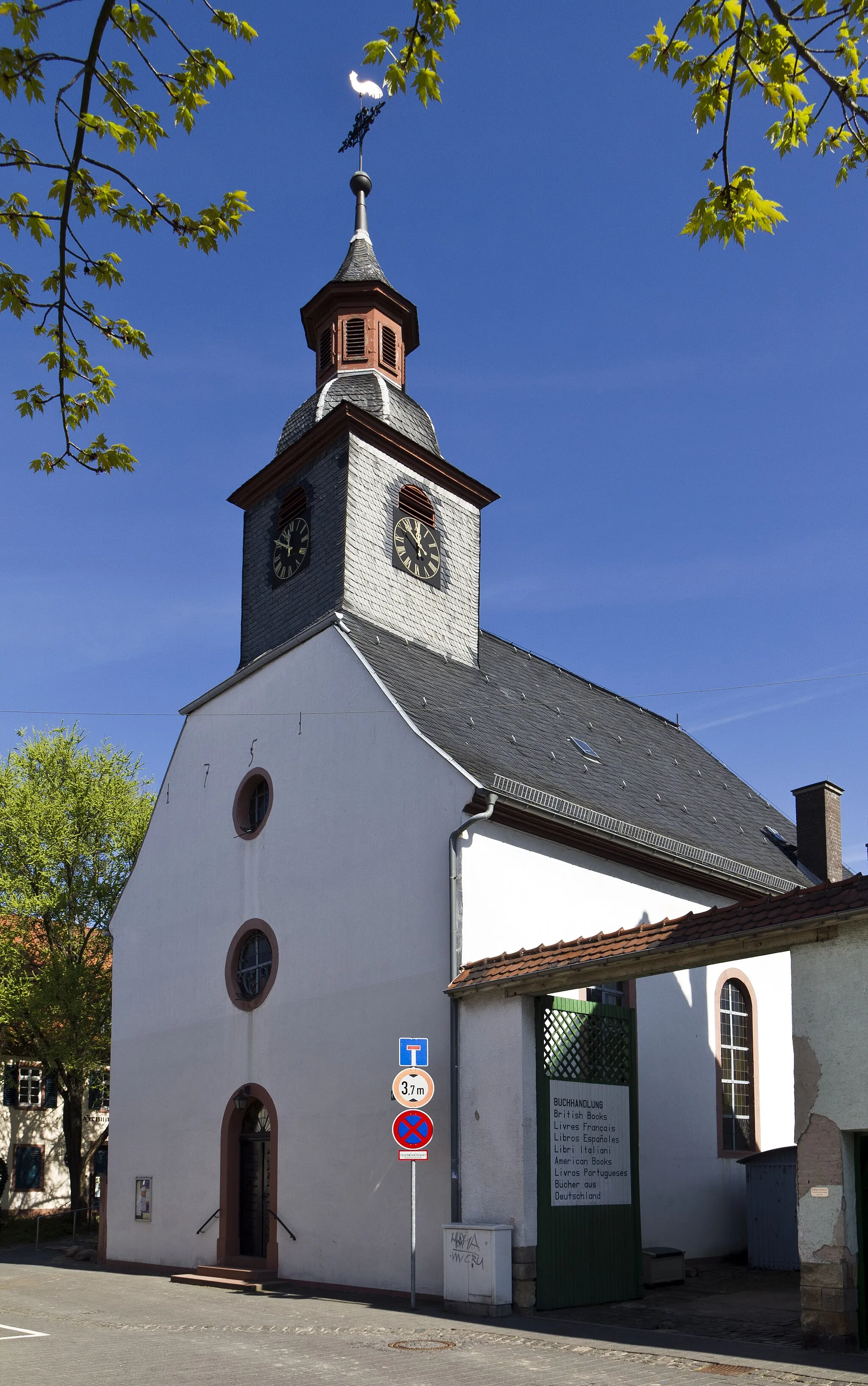 Photo showing: Raunheim, evangelische Martin-Luther-Kirche