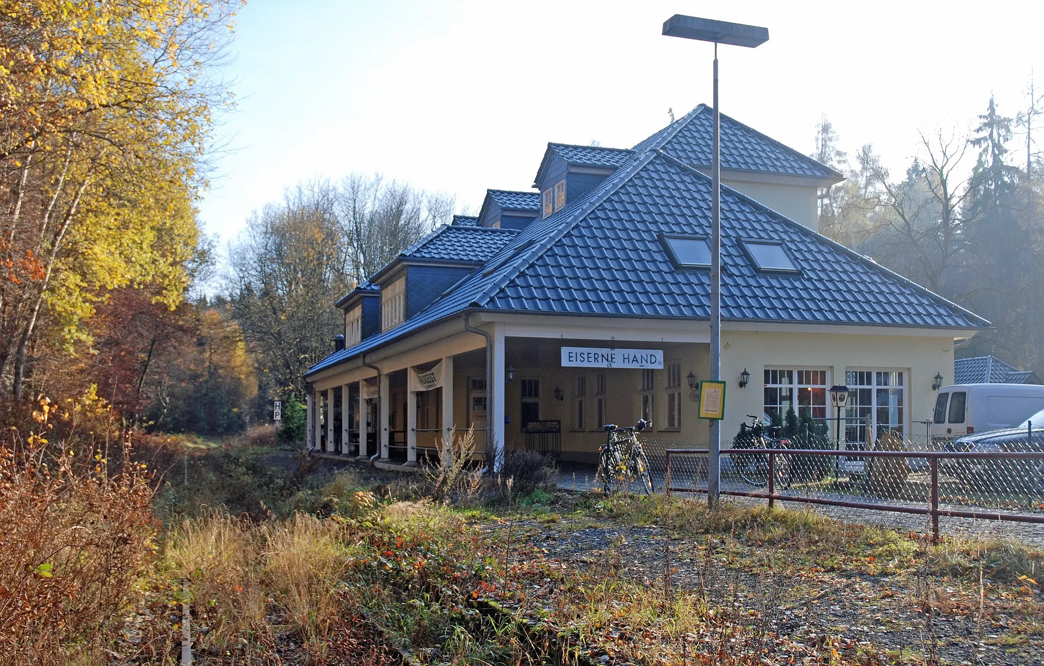 Photo showing: train station Eiserne Hand near Wiesbaden, Germany, 2011