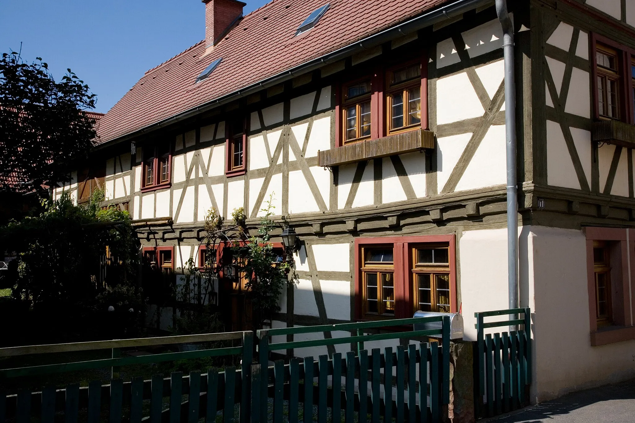 Photo showing: Timbered house in the Bachgasse of Nieder-Kainsbach