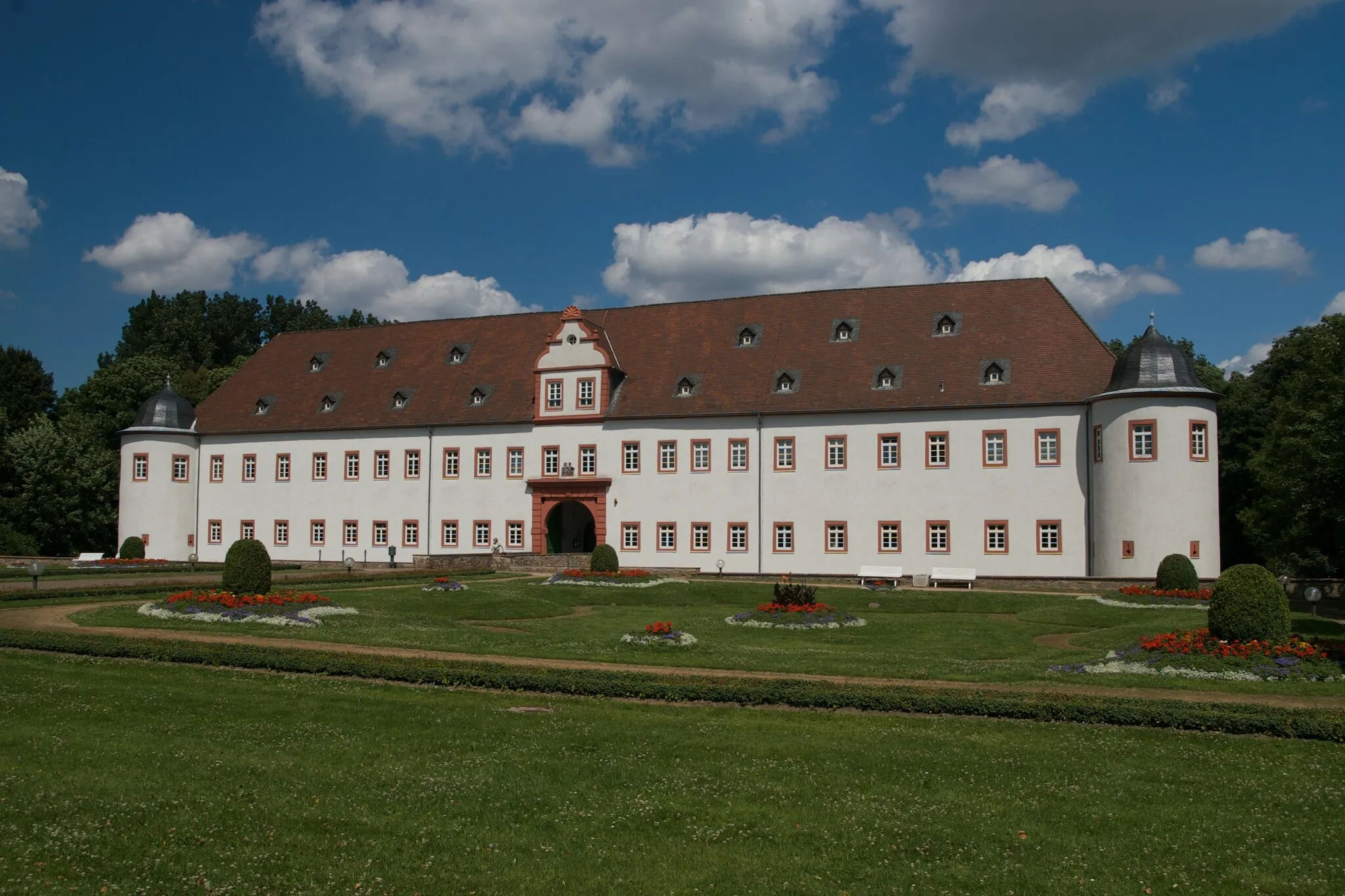 Photo showing: Das Schloß Heusenstamm