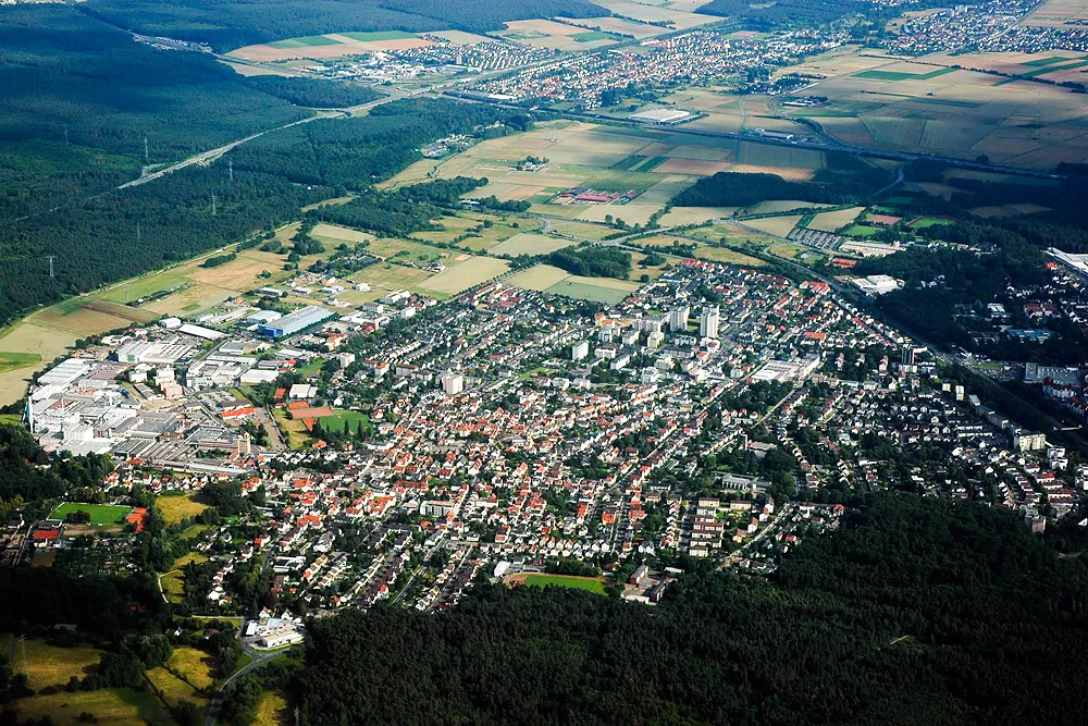 Photo showing: Obertshausen from air