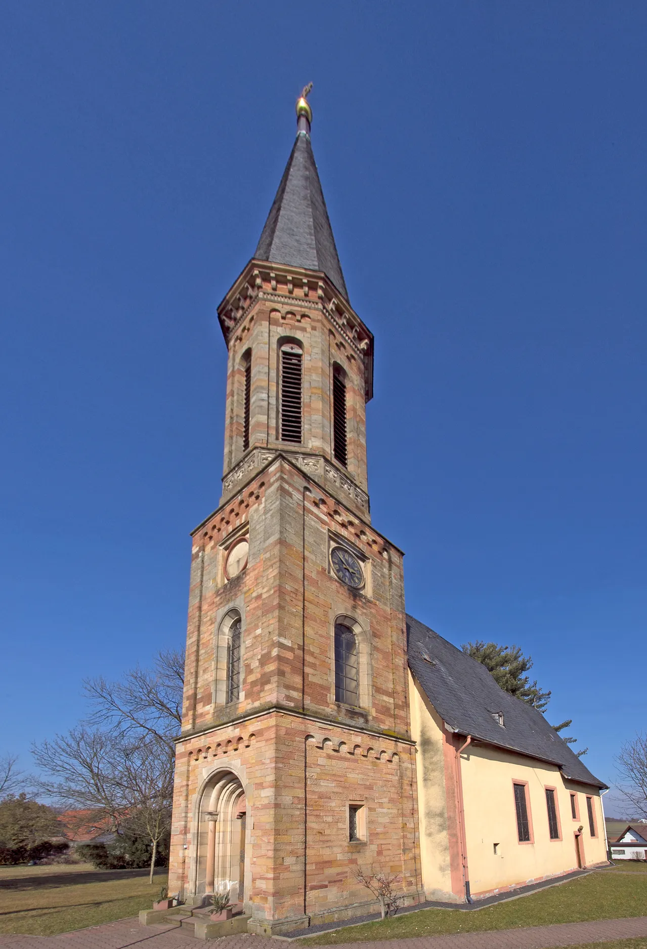 Photo showing: Kirche in Effolderbach (Ortenberg) im Wetteraukreis in Deutschland