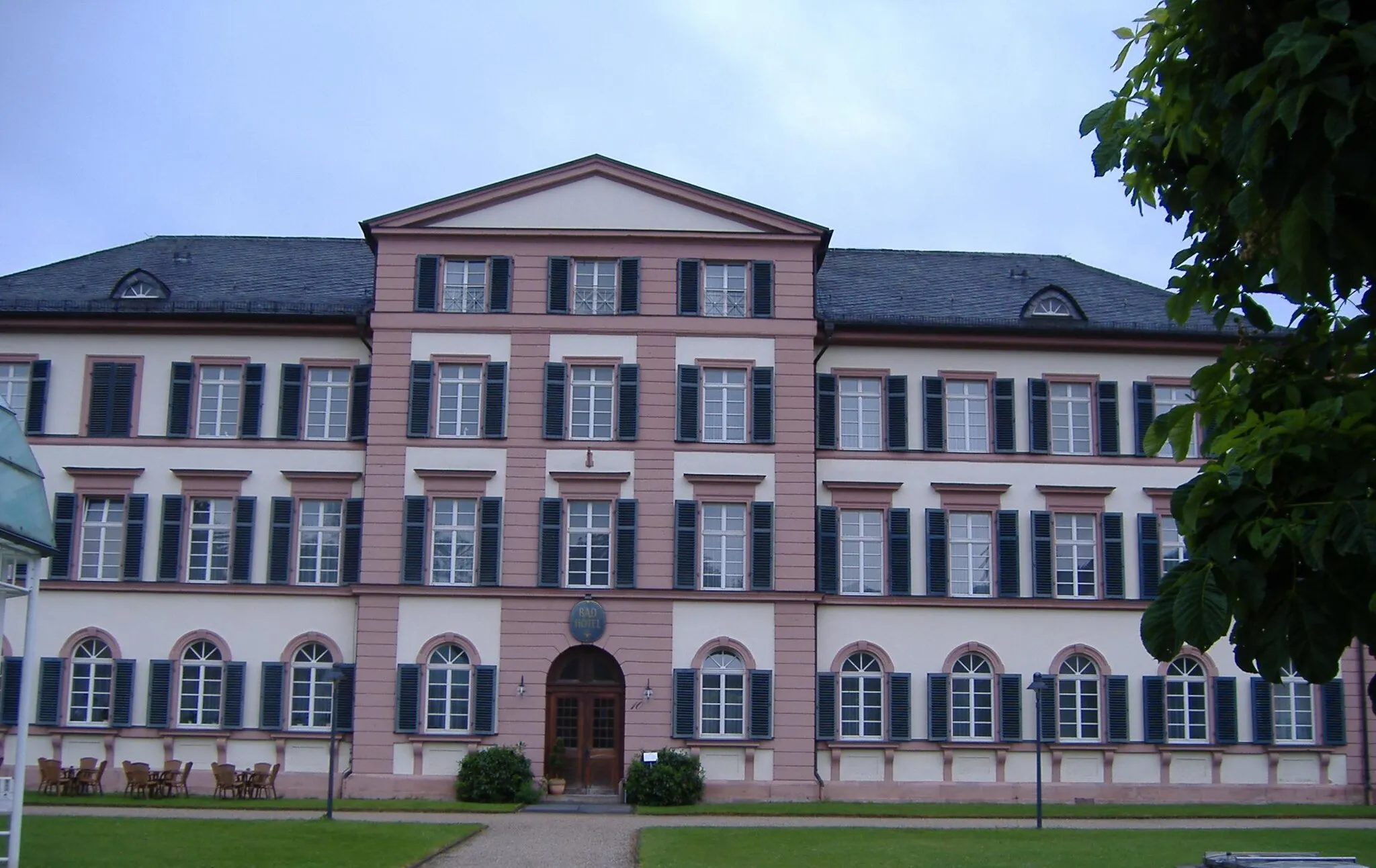Photo showing: Badhotel Staatsbad Bad Brückenau
