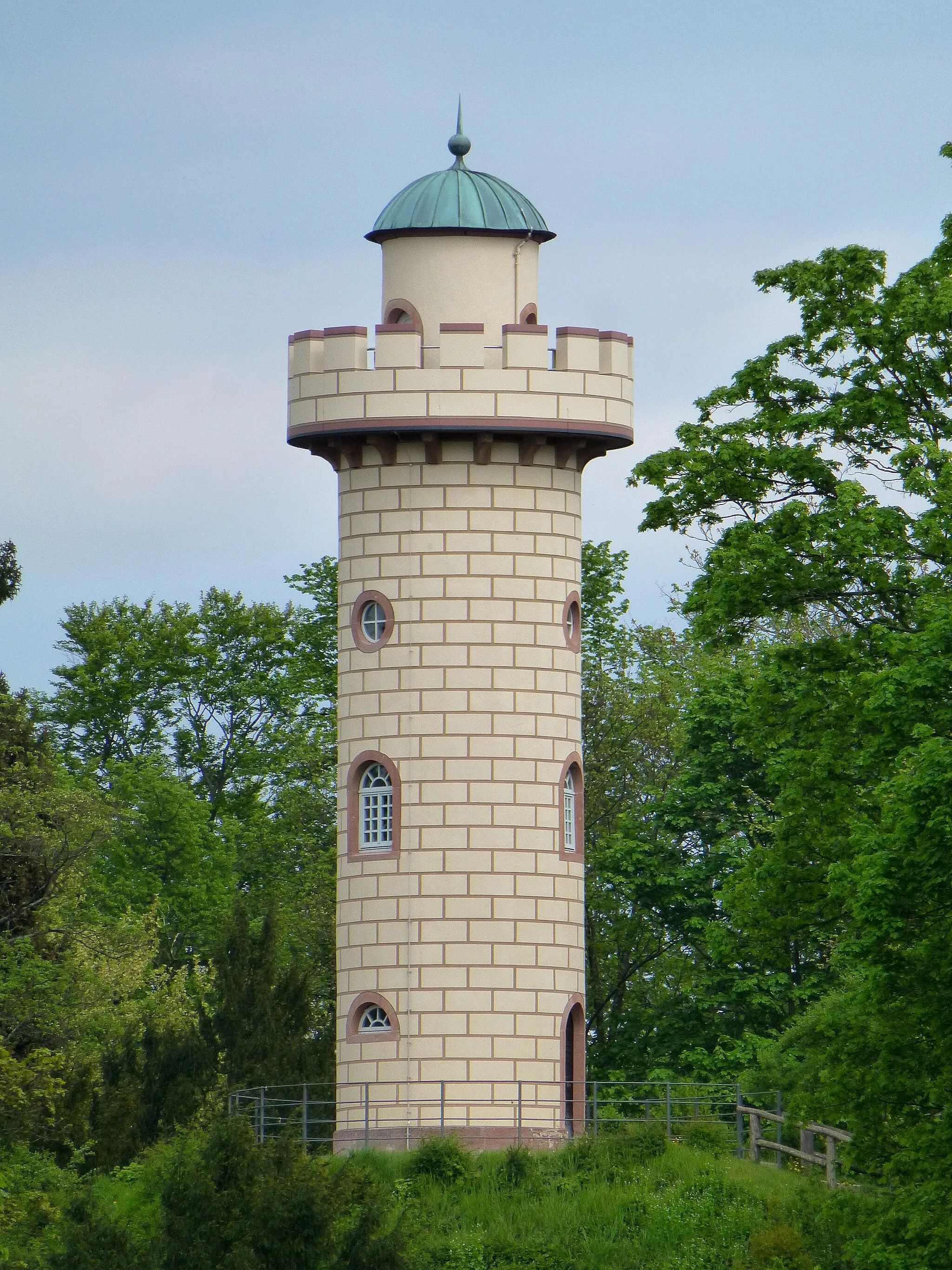 Photo showing: Aussichtsturm im Park Schönbusch in Aschaffenburg