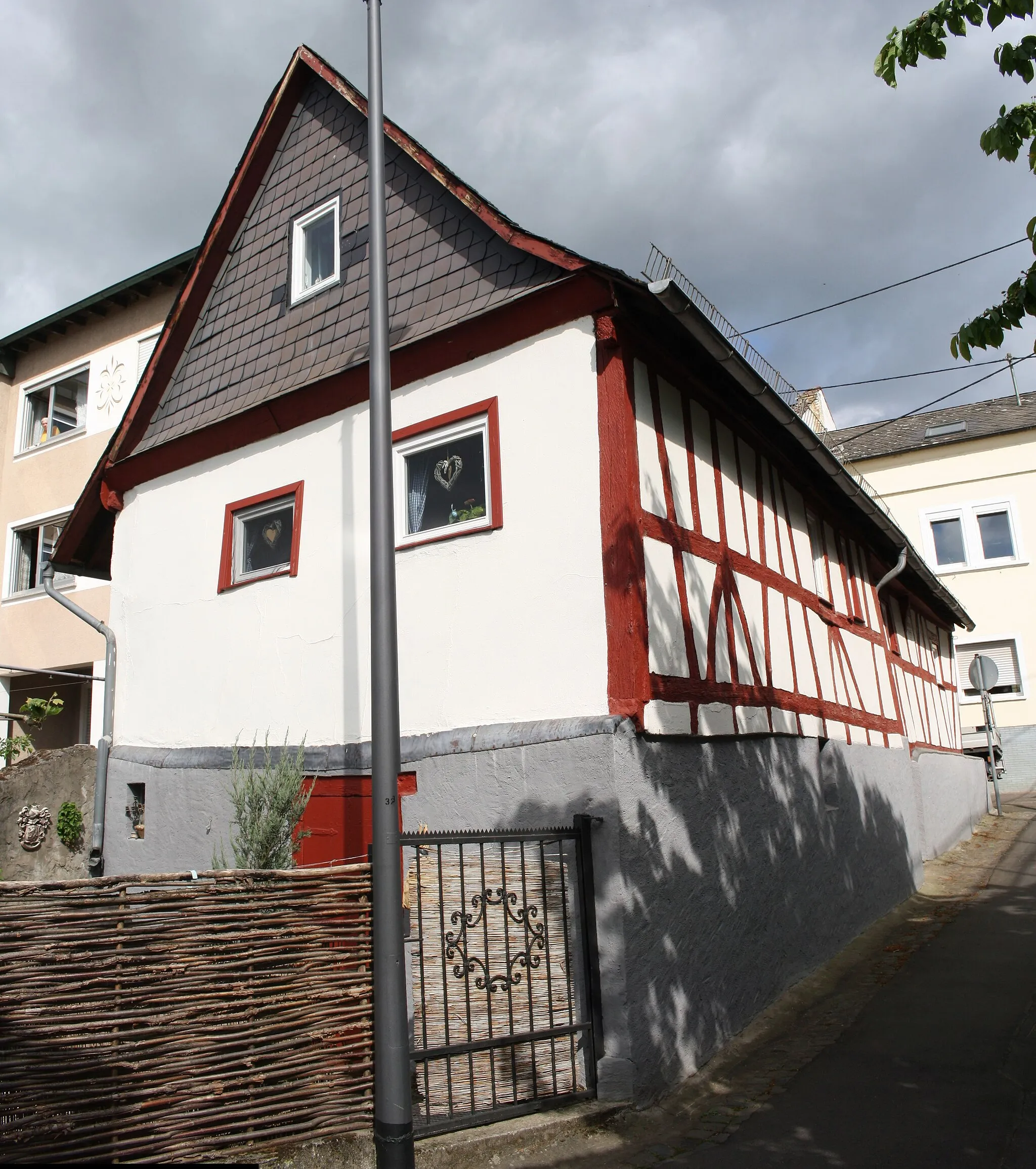 Photo showing: This is a picture of the Hessian Kulturdenkmal (cultural monument) with the ID