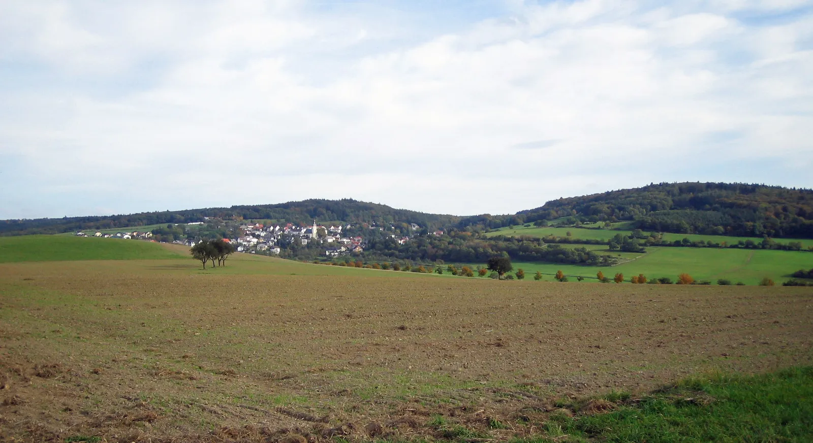 Photo showing: Taunuslandschaft im Östlichen Hintertaunus bei Haintchen/Ts.