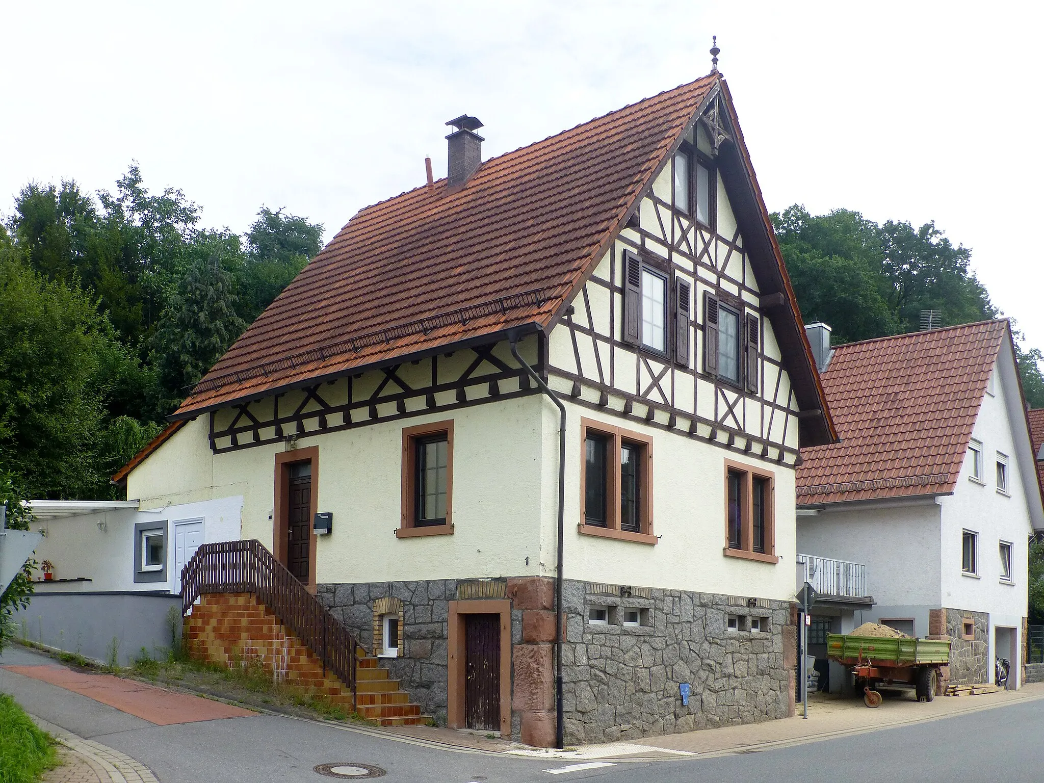 Photo showing: Wohnhaus Eichelberger Weg 1 in Unter-Flockenbach
