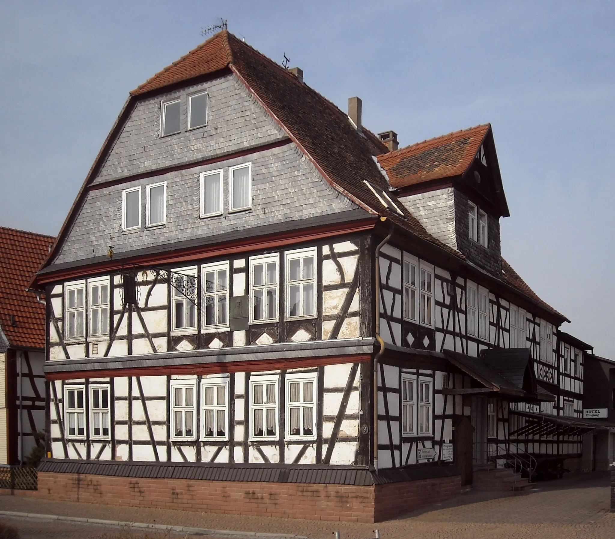 Photo showing: Langenselbold, historisches Gasthaus Zum goldenen Engel