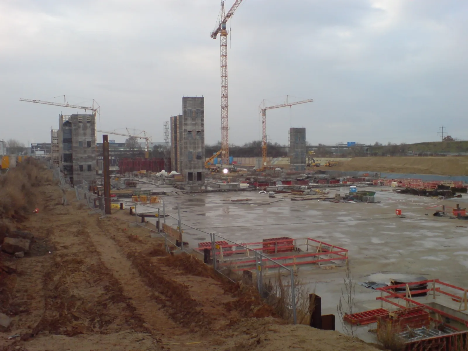 Photo showing: Construction of the Loop5 shopping mall in Darmstadt, Germany. Late 2007 or very early 2008.