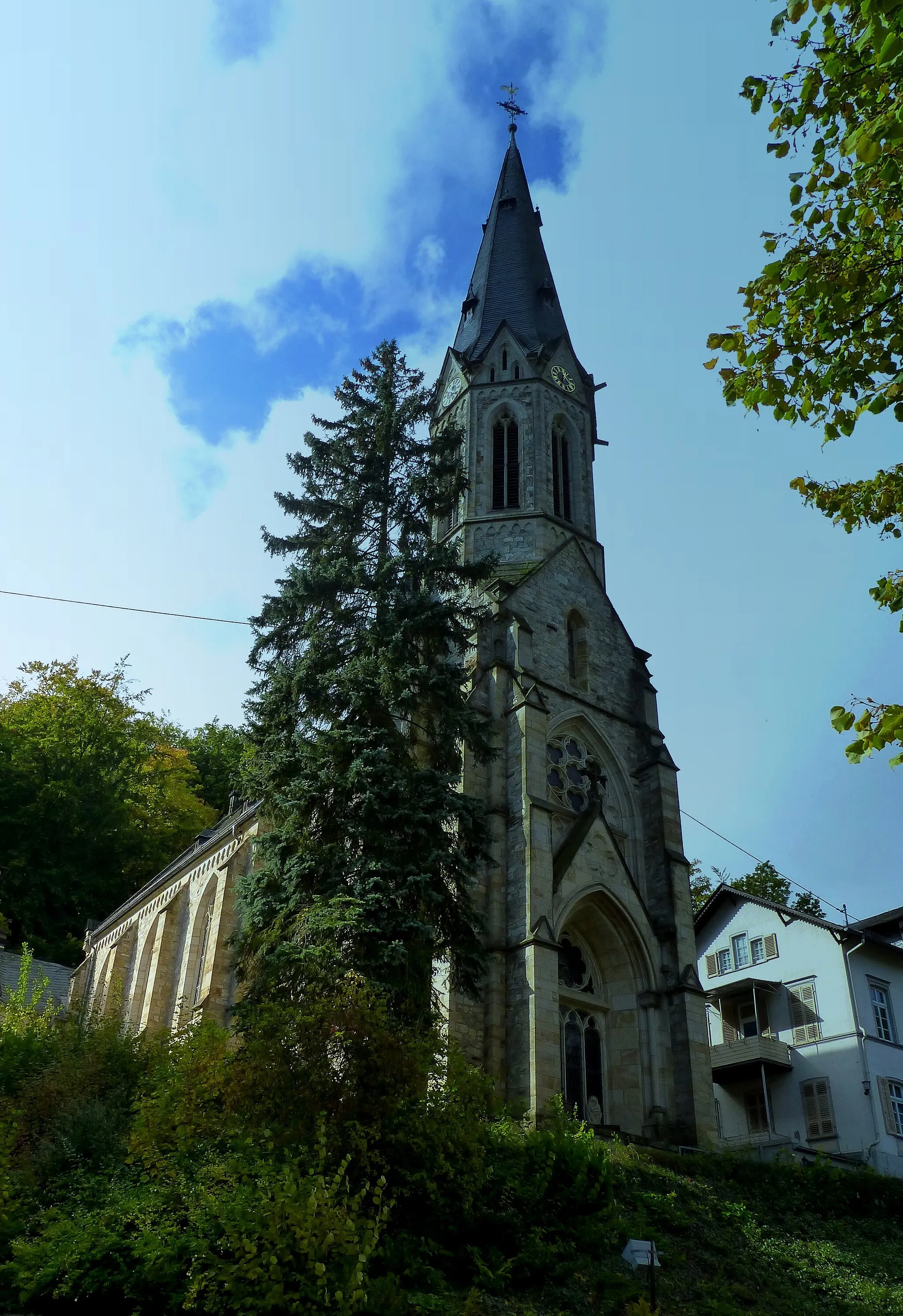 Photo showing: Schlangenbad - Pfarrkirche Herz Jesu