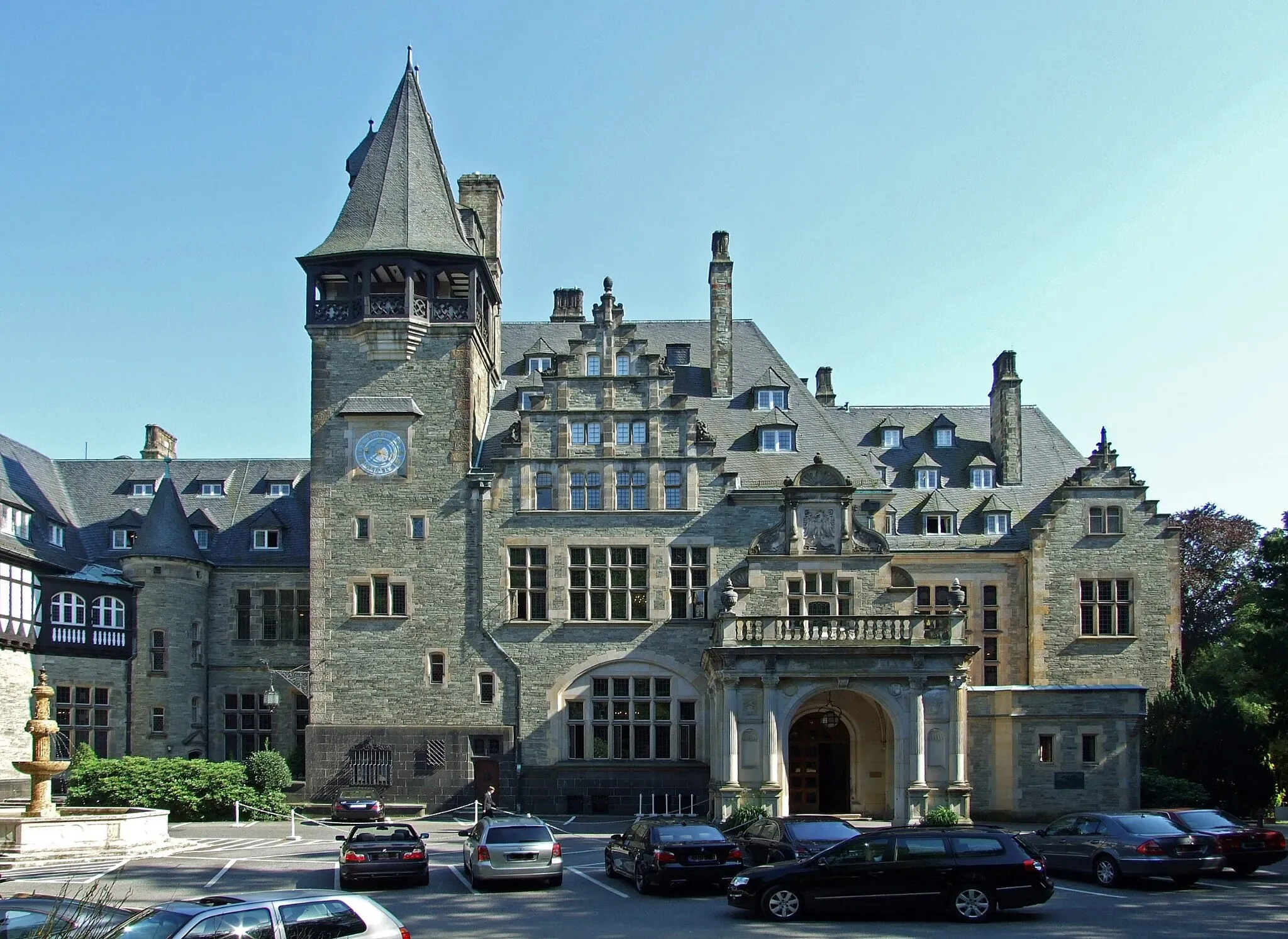 Photo showing: Schloss Friedrichshof im Kronberger Schlosspark