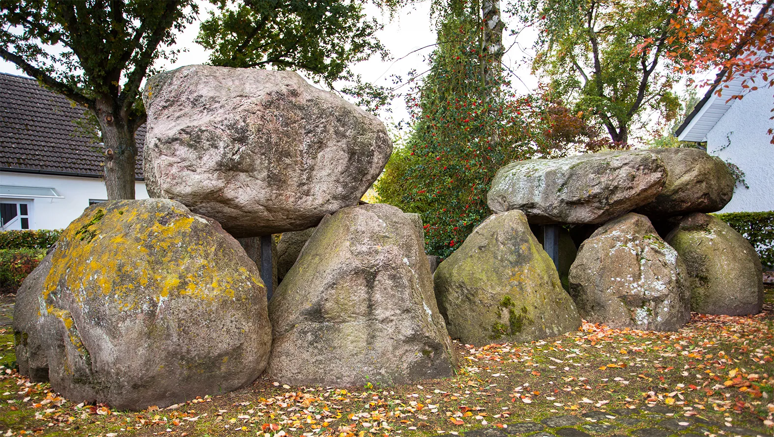 Photo showing: Das Großsteingrab in Werste (Bad Oeynhausen)