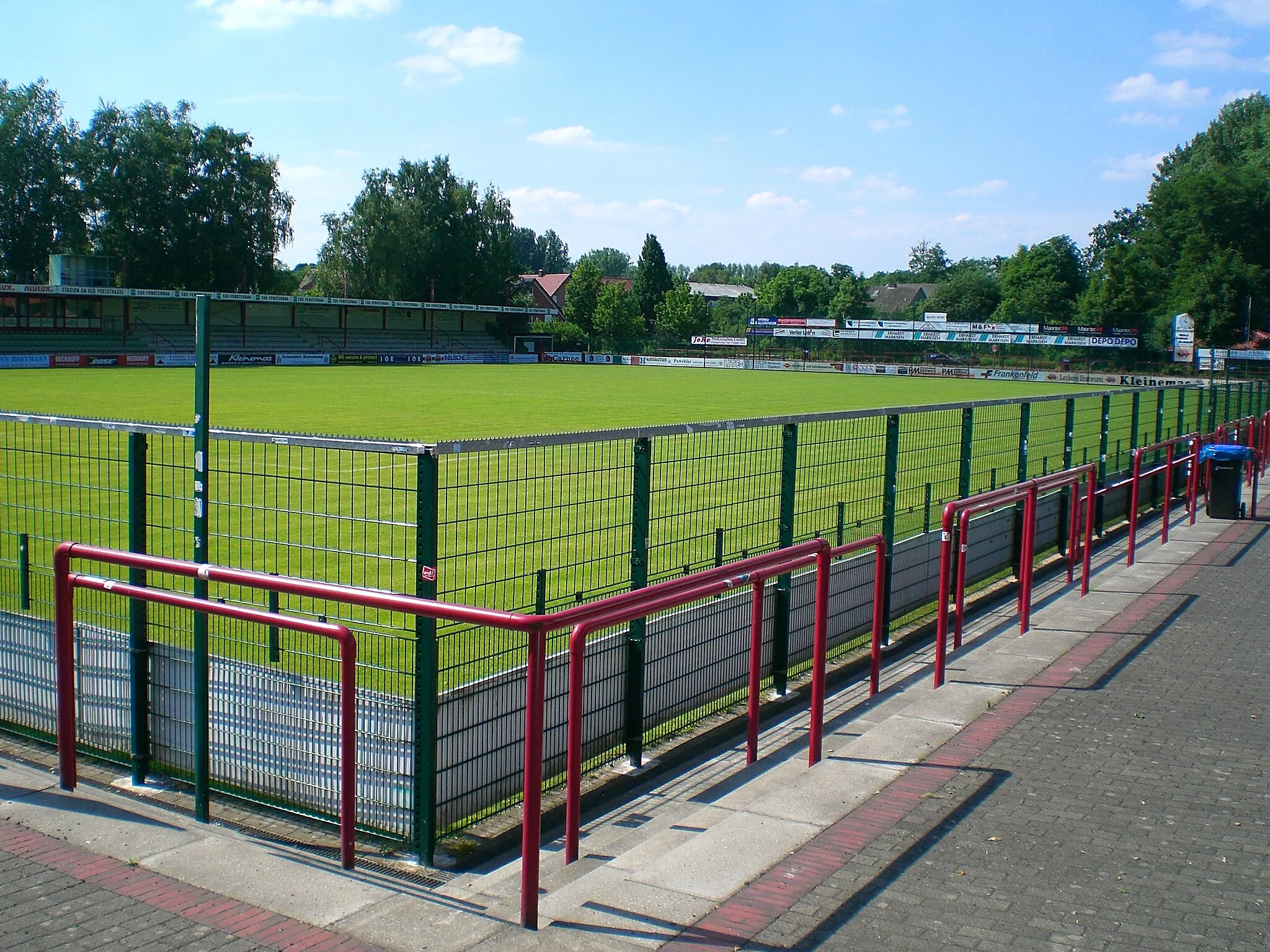 Photo showing: Football stadium "Stadion an der Poststraße" of Verl.