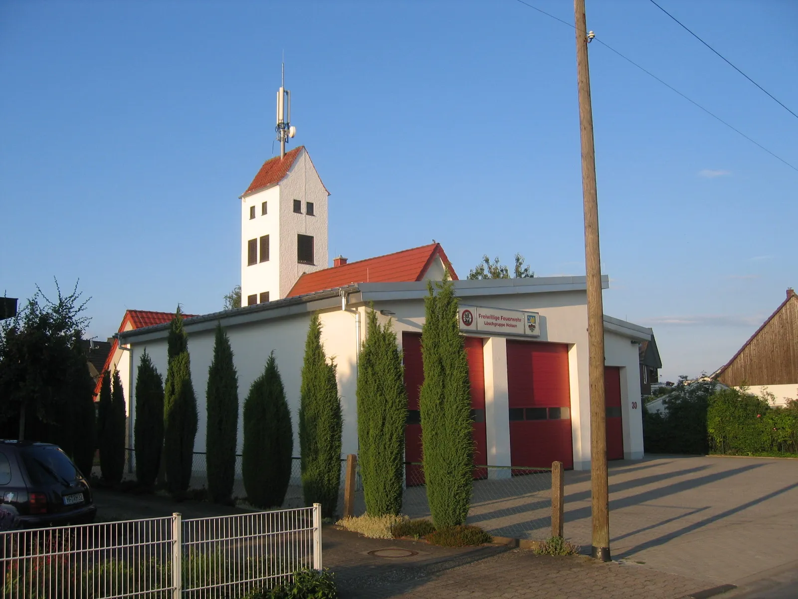 Photo showing: Fire station in Bünde, District of  Herford, North Rhine-Westphalia, Germany.